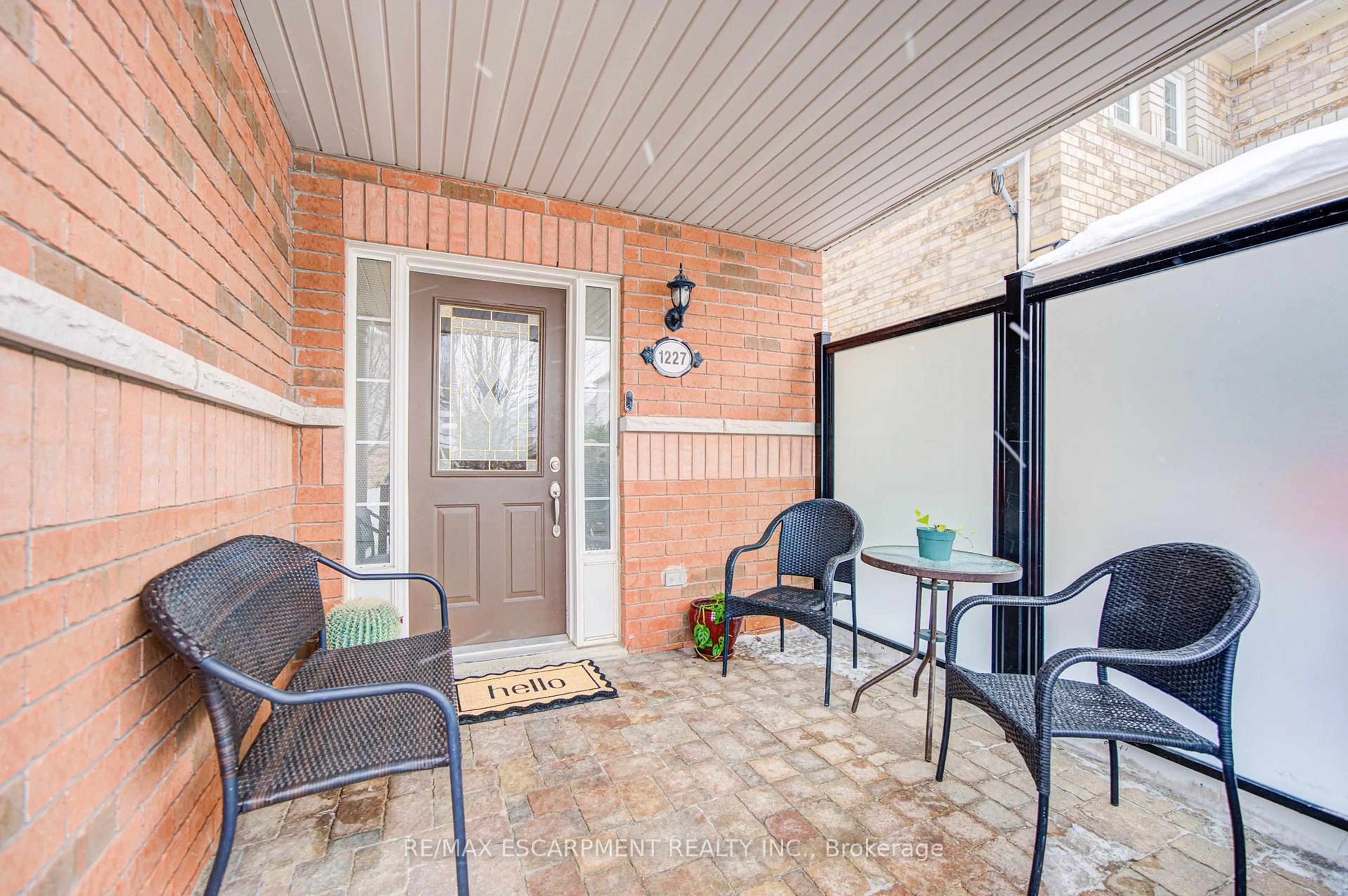 Patio, street for 1227 Lamont Cres, Milton Ontario L9T 6W5