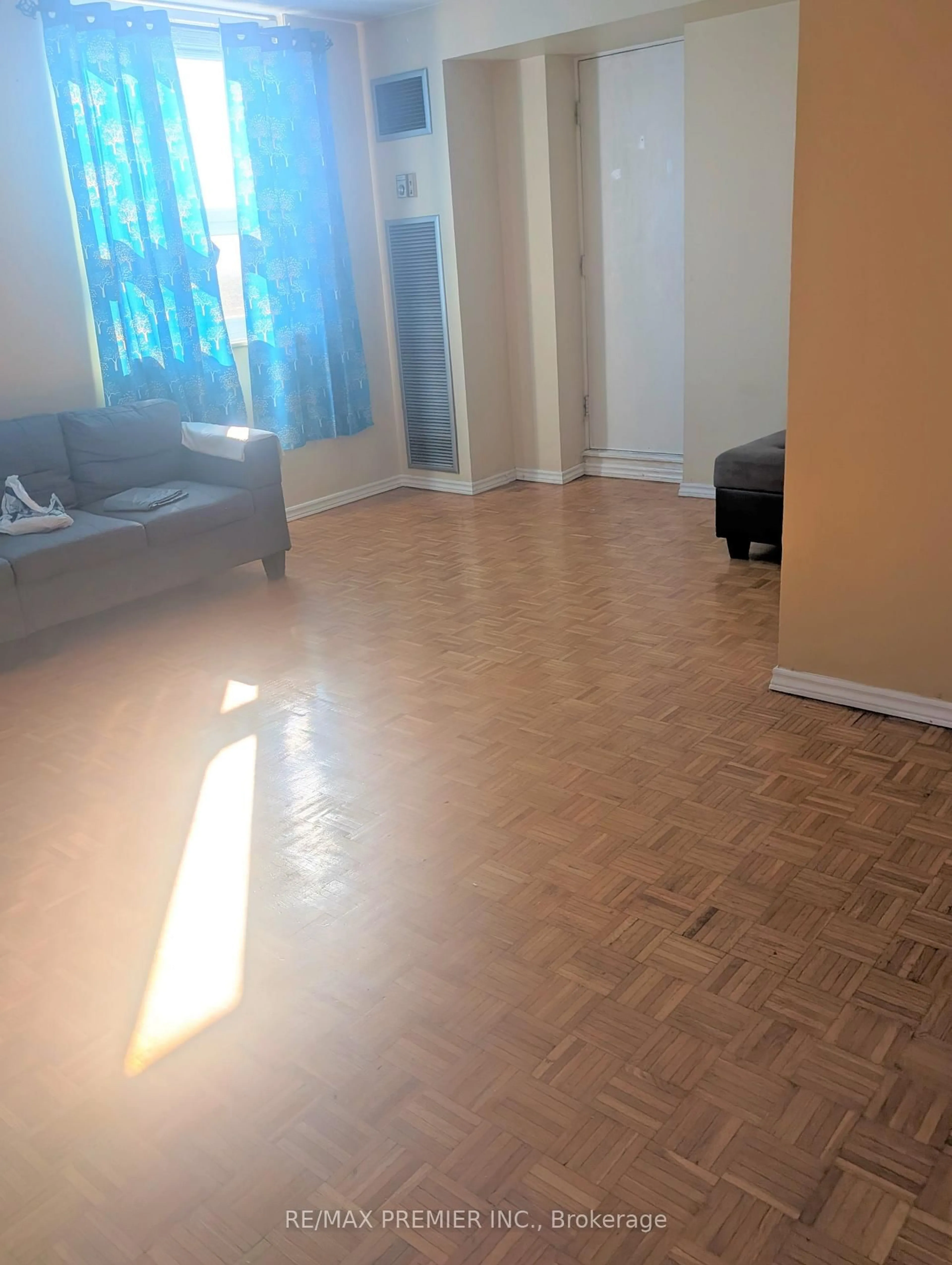 A pic of a room for 4 Lisa St #1004, Brampton Ontario L6T 4B6