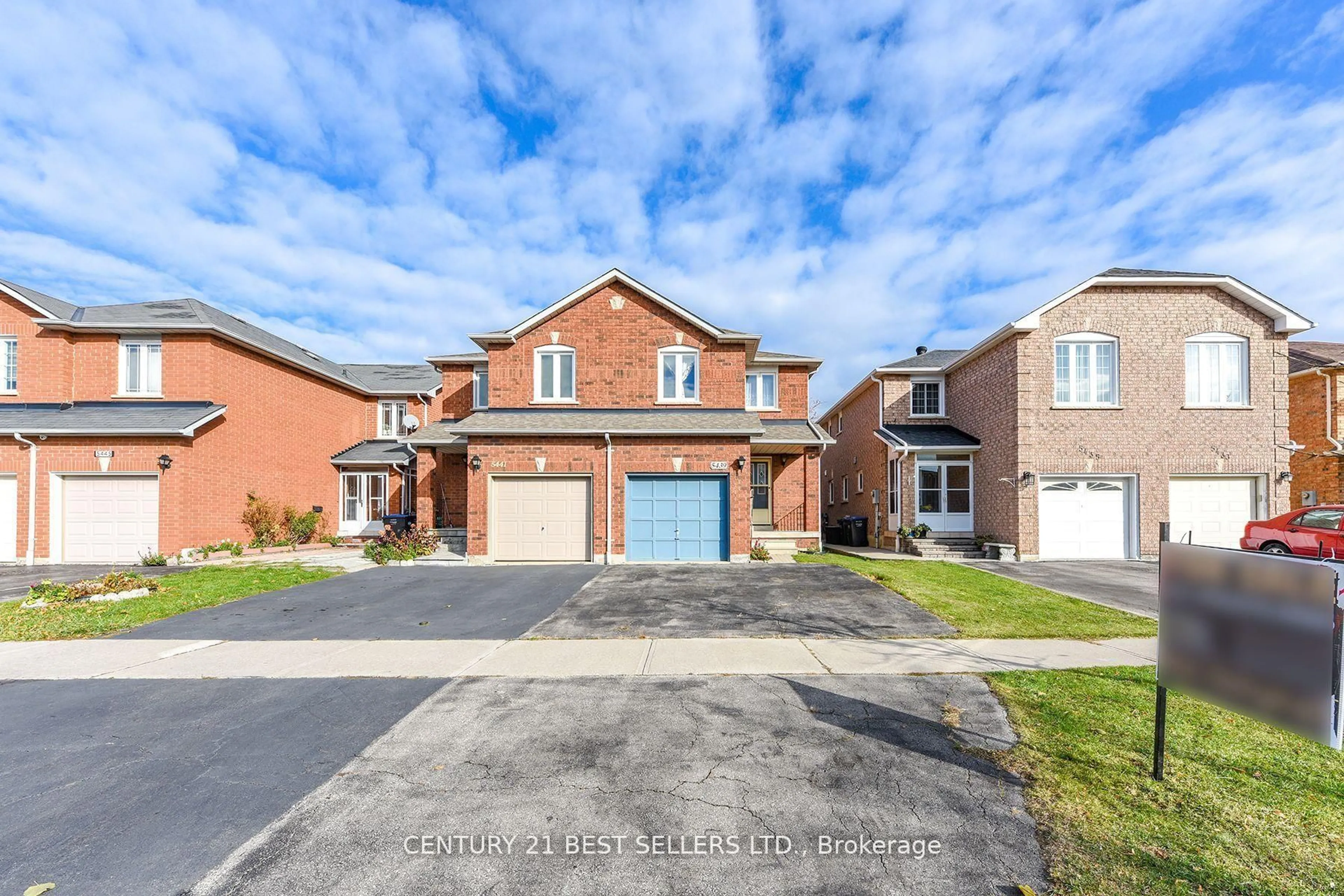 Home with brick exterior material, street for 5439 Antrex Cres, Mississauga Ontario L4Z 3T7