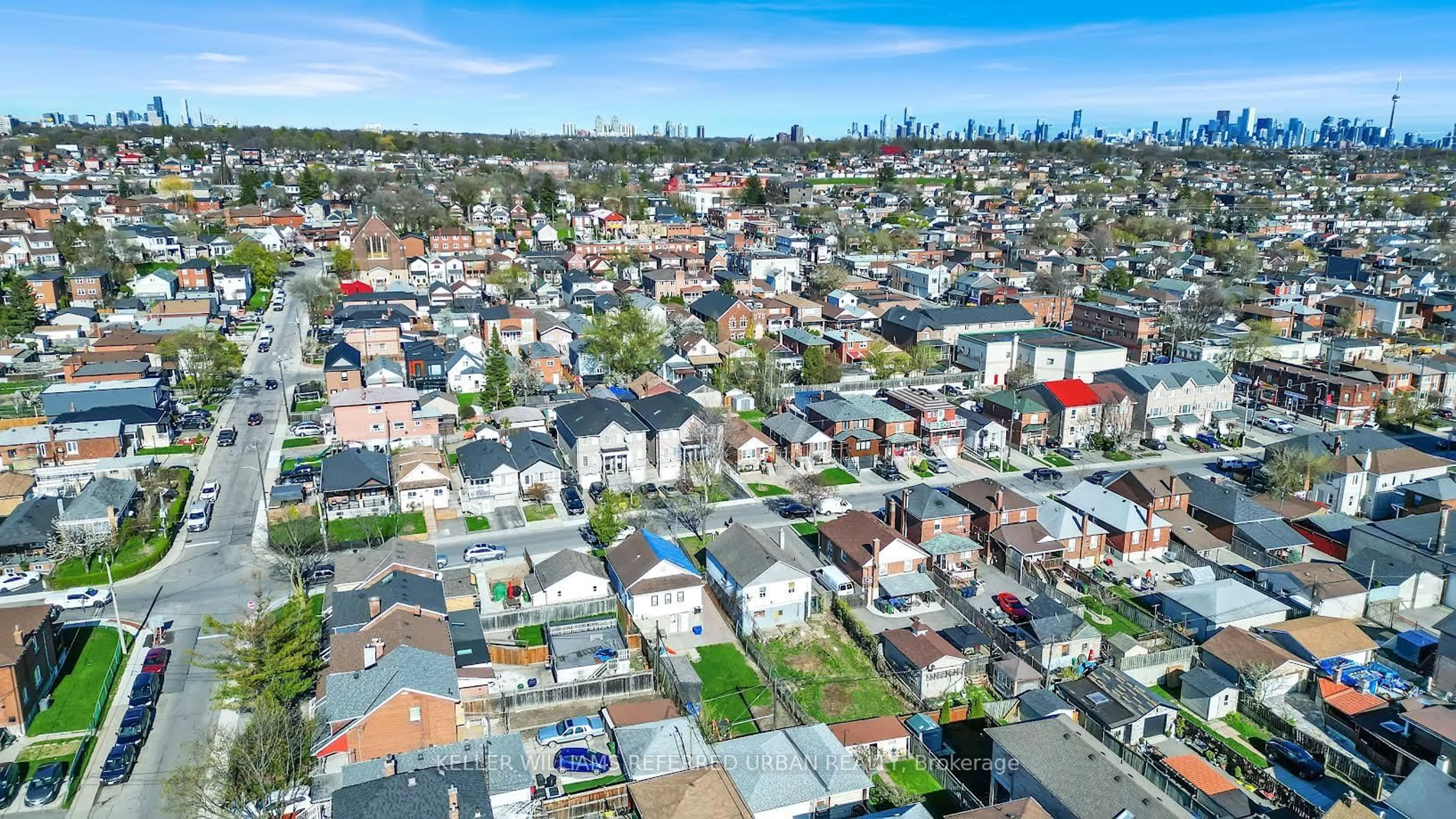 A pic from outside/outdoor area/front of a property/back of a property/a pic from drone, unknown for 66 Kane Ave, Toronto Ontario M5M 3M7