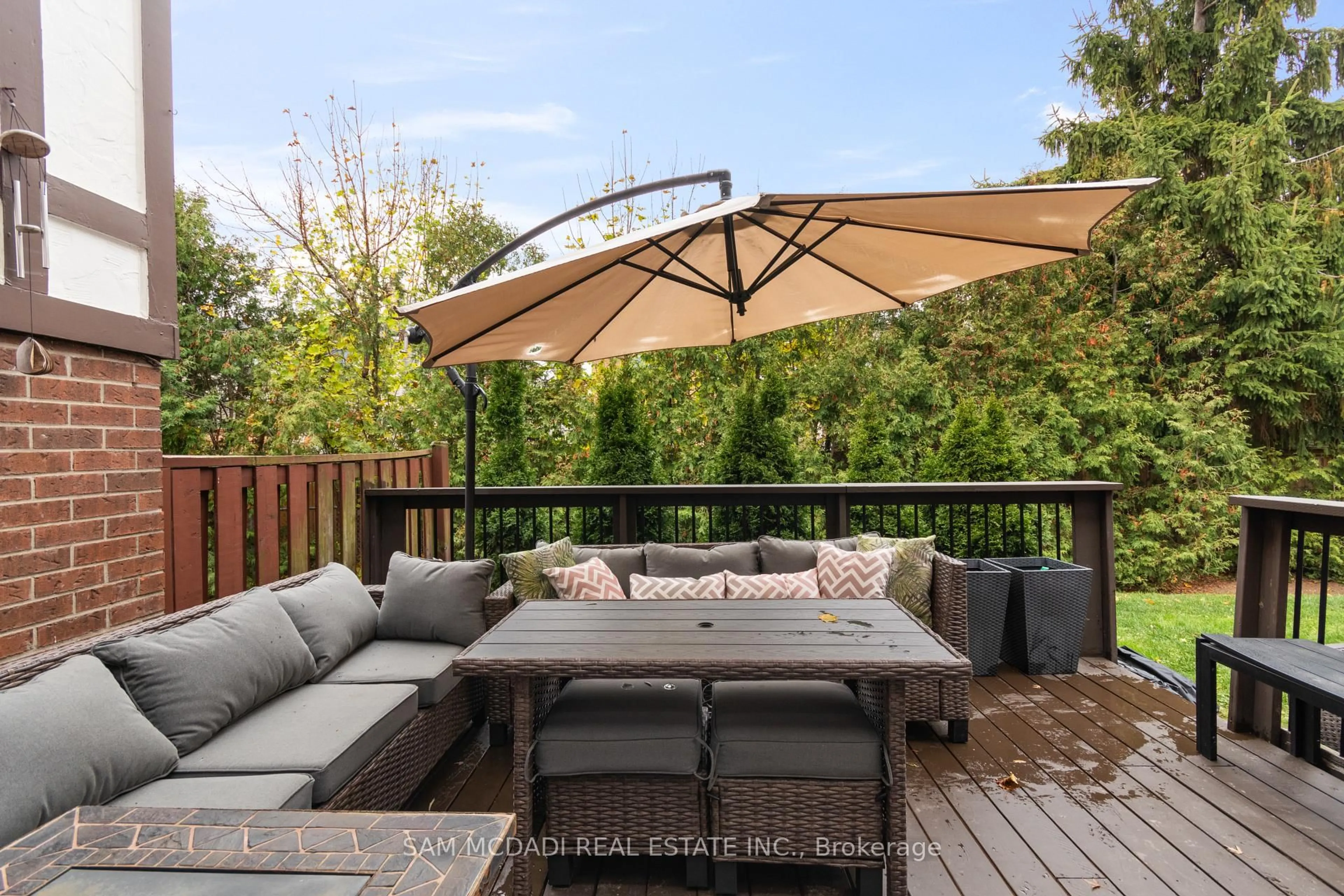 Patio, water/lake/river/ocean view for 4230 Fieldgate Dr #4, Mississauga Ontario L4W 2M5