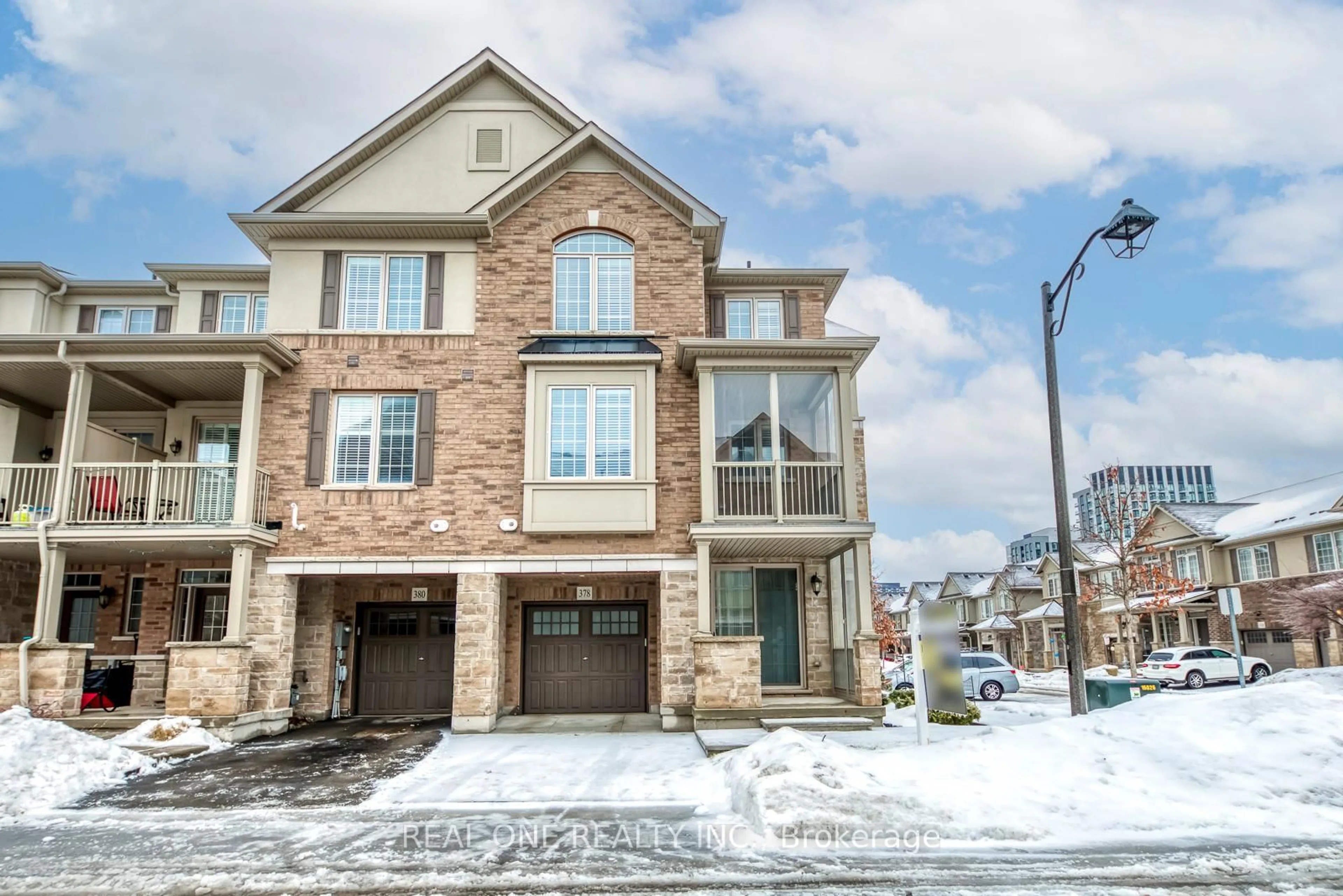 Home with brick exterior material, street for 378 Alderwood Common, Oakville Ontario L6H 0P8