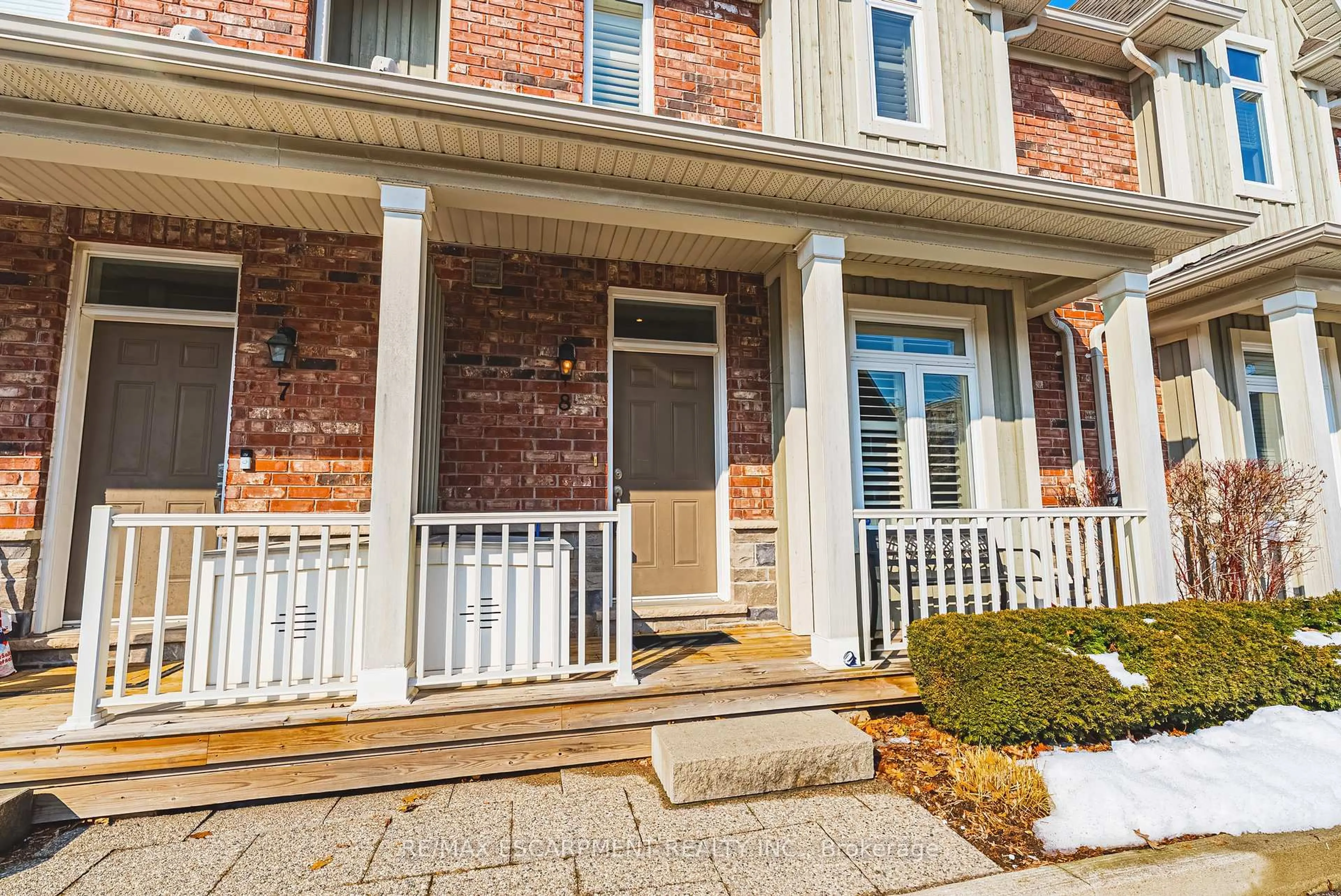 Home with brick exterior material, street for 4115 Upper Middle Rd #8, Burlington Ontario L7M 4G4