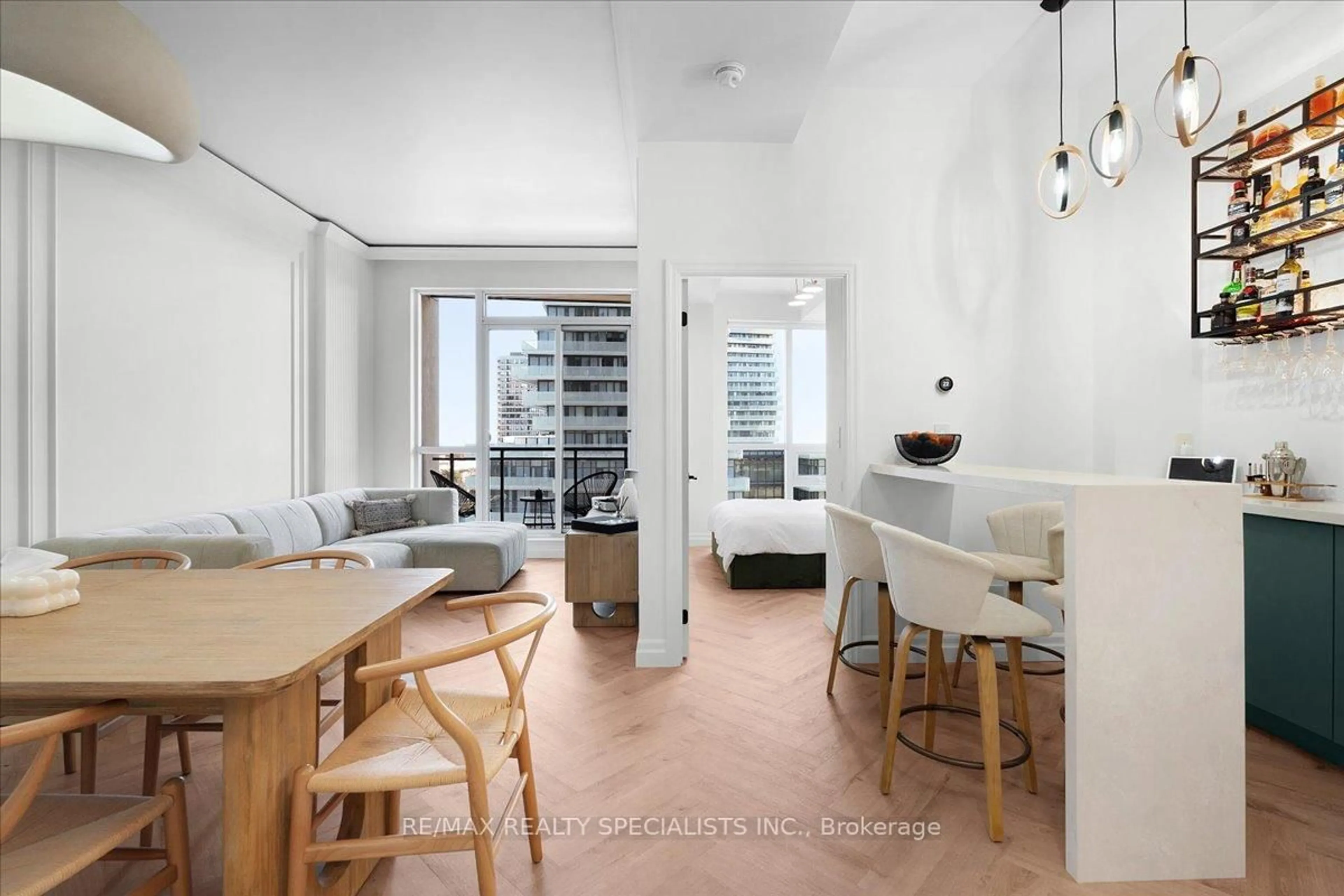 Unknown for 4011 Brickstone Mews #621, Mississauga Ontario L5B 0J7