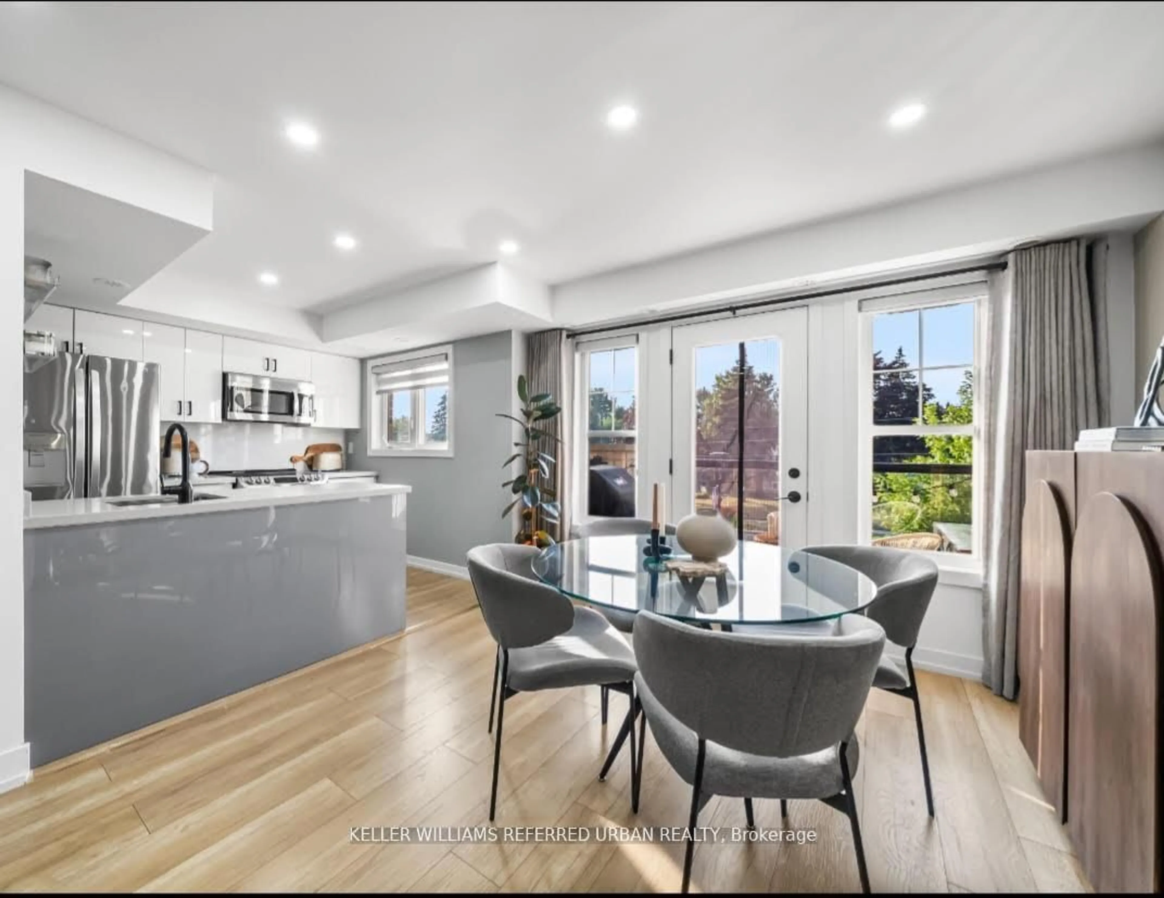 Open concept kitchen, unknown for 2335 Sheppard Ave #14, Toronto Ontario M9M 0B6