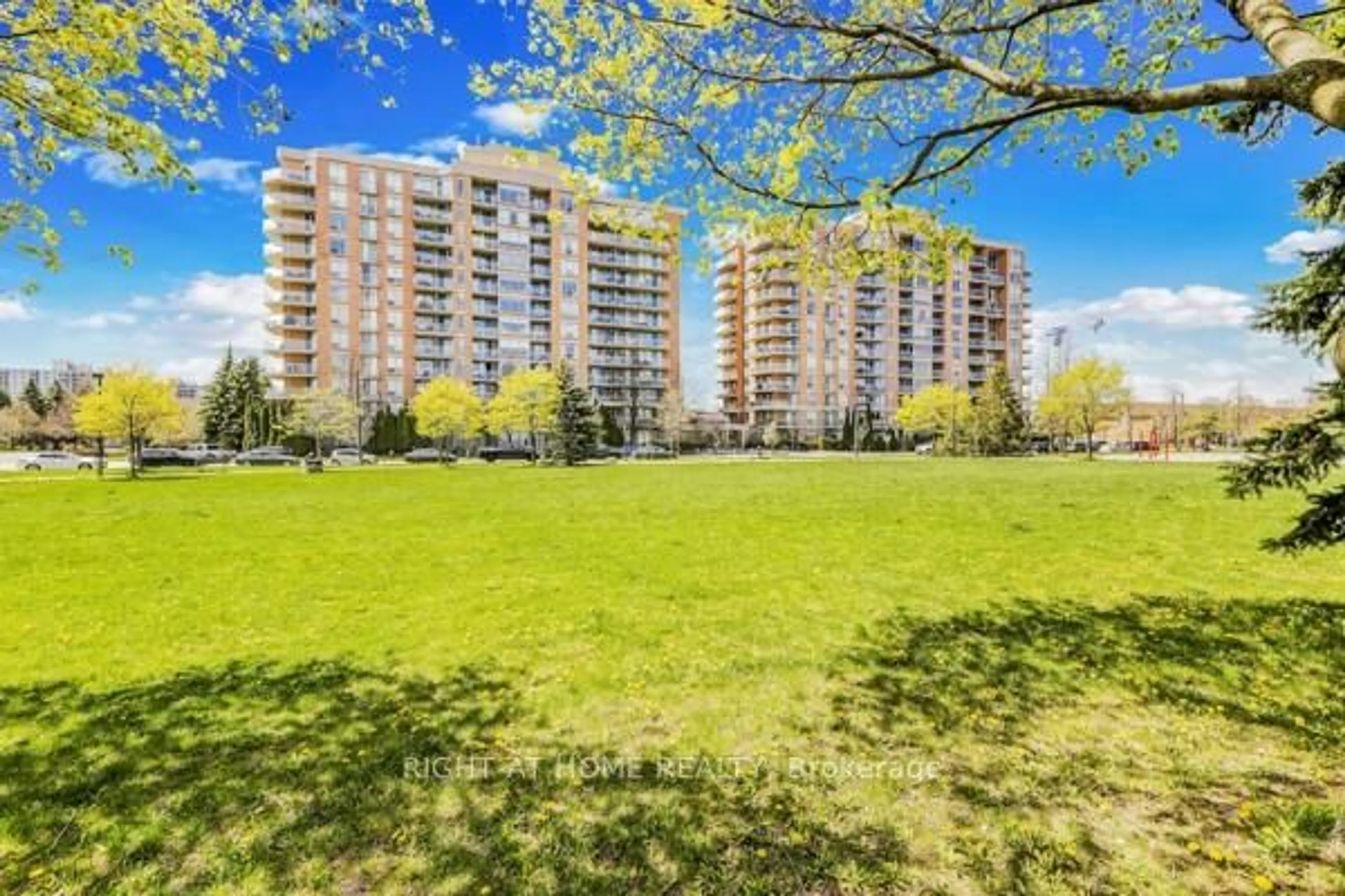 Unknown for 1140 Parkwest Pl #502, Mississauga Ontario L5E 3K9