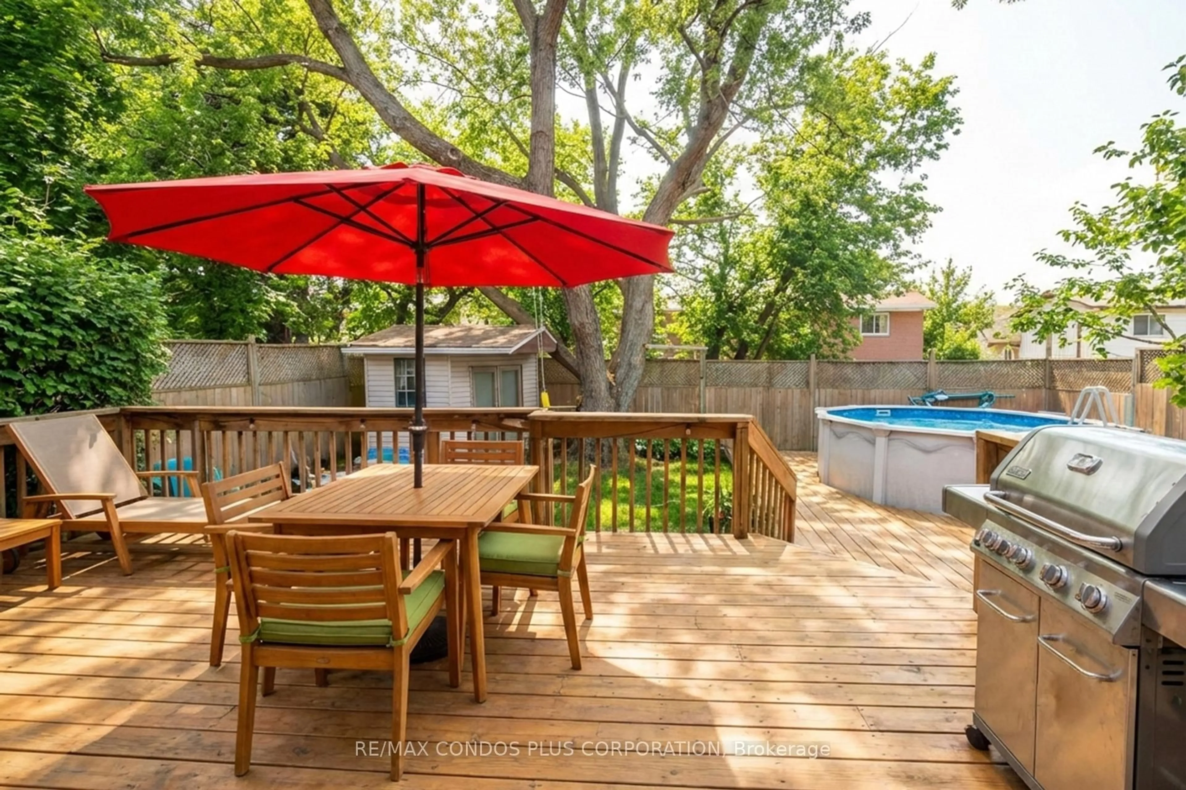 Patio, street for 6956 Cadiz Cres, Mississauga Ontario L5N 1Y4