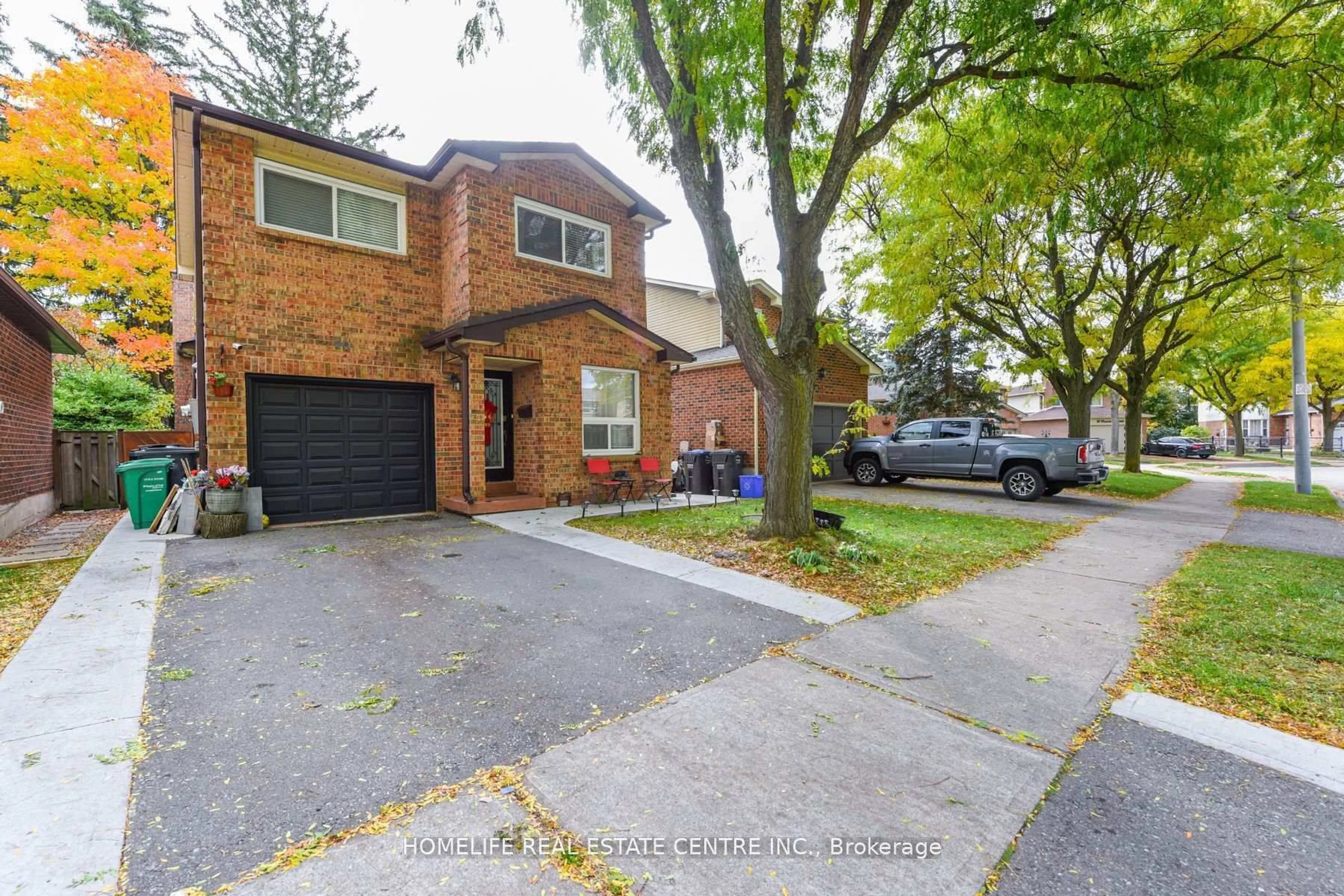 Home with brick exterior material, street for 20 Oleander Cres, Brampton Ontario L6Z 2C2