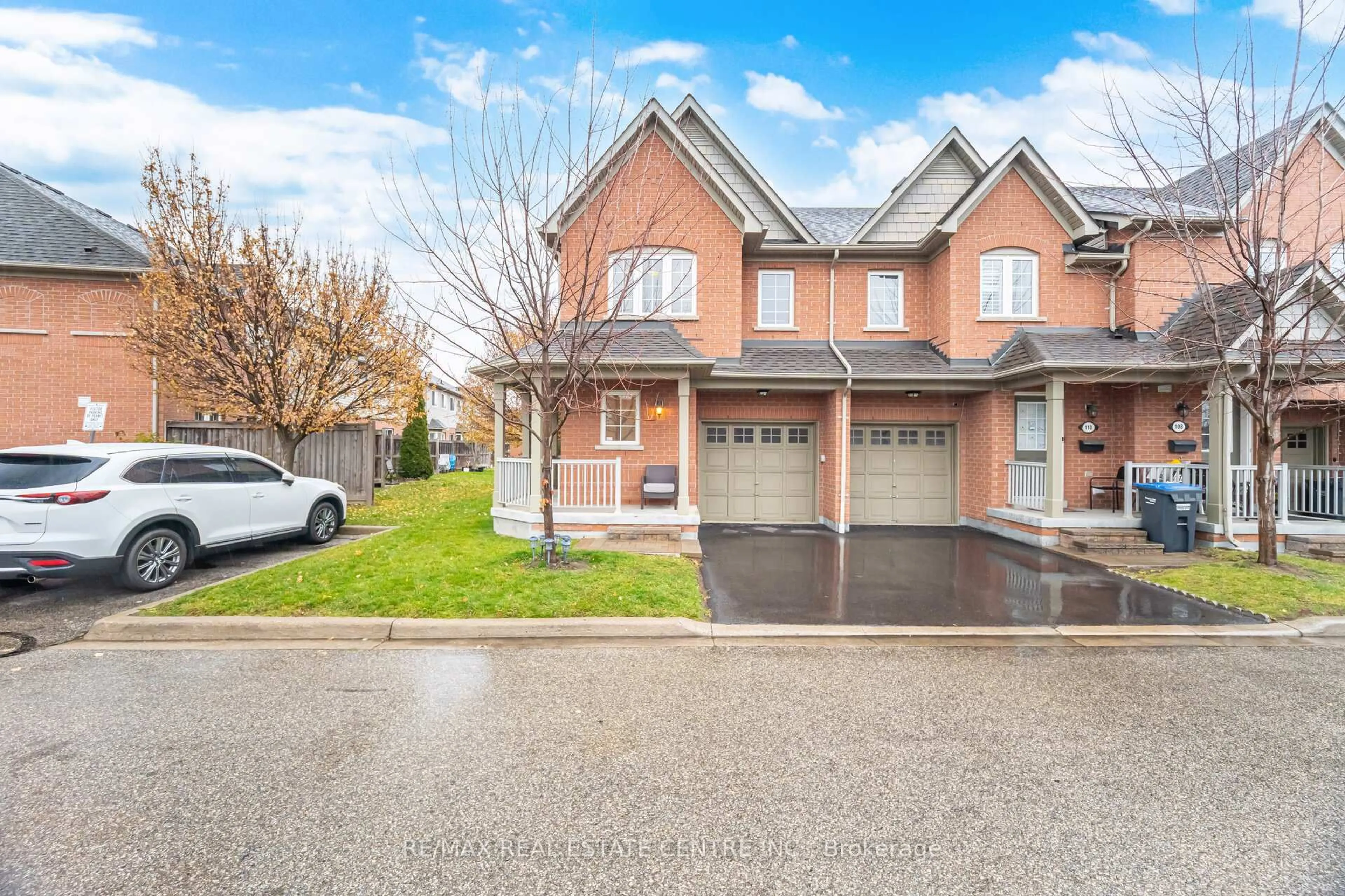 Home with brick exterior material, street for 3150 Erin Centre Blvd #112, Mississauga Ontario L5M 7Z3