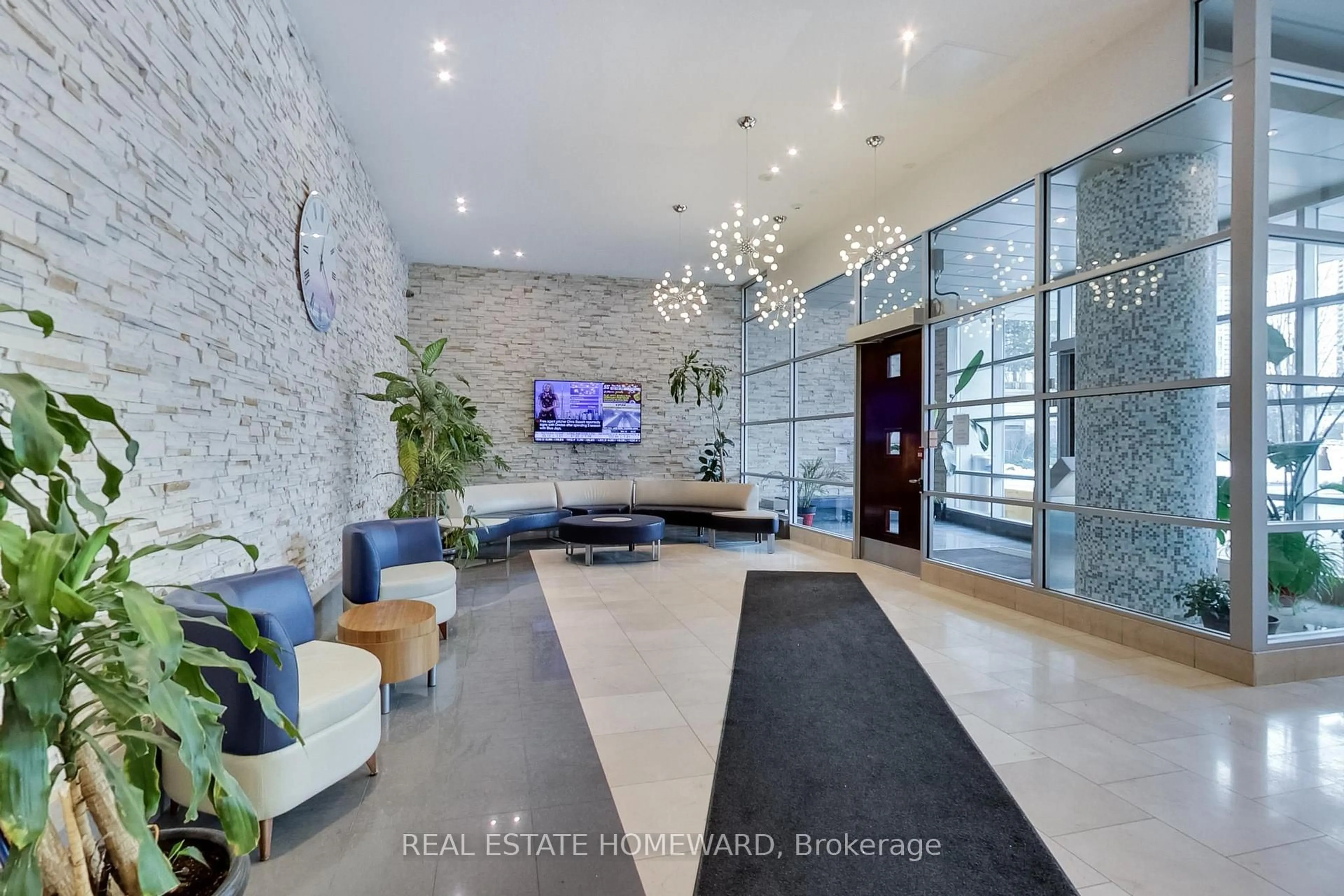 Lobby for 3939 Duke Of York Blvd #1910, Mississauga Ontario L5B 4N2