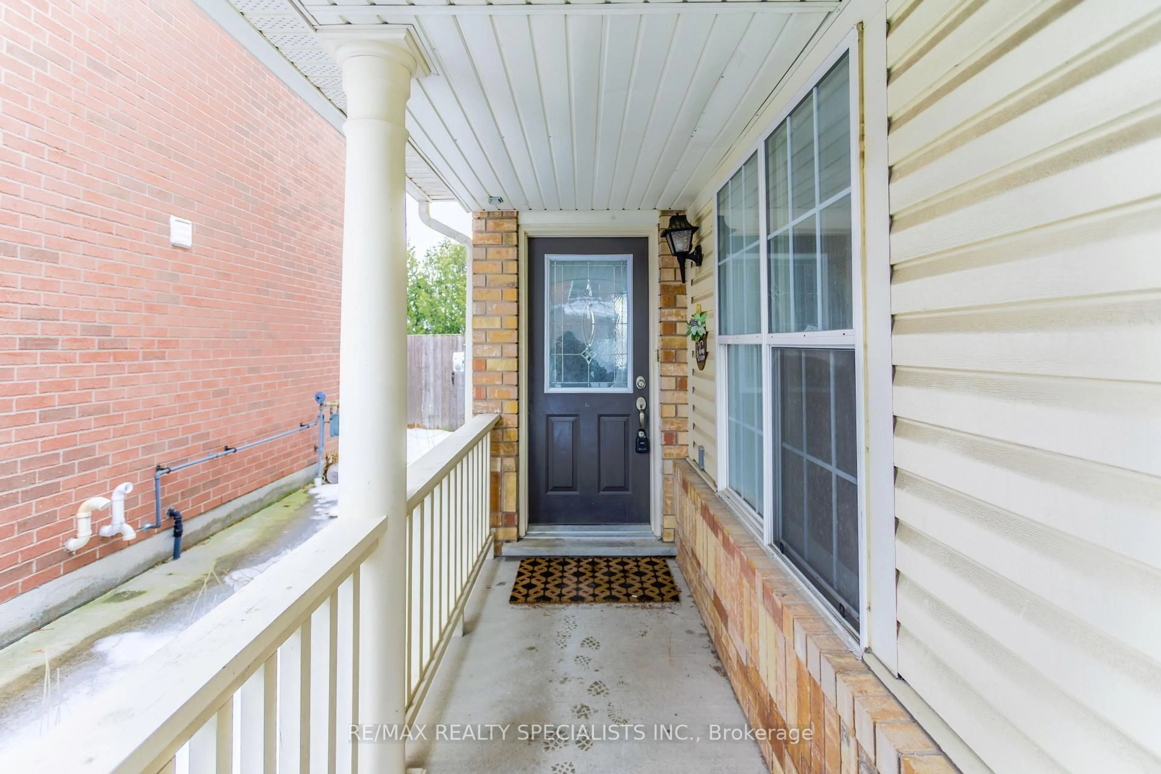 Unknown for 511 Collis Crt, Milton Ontario L9T 5M7