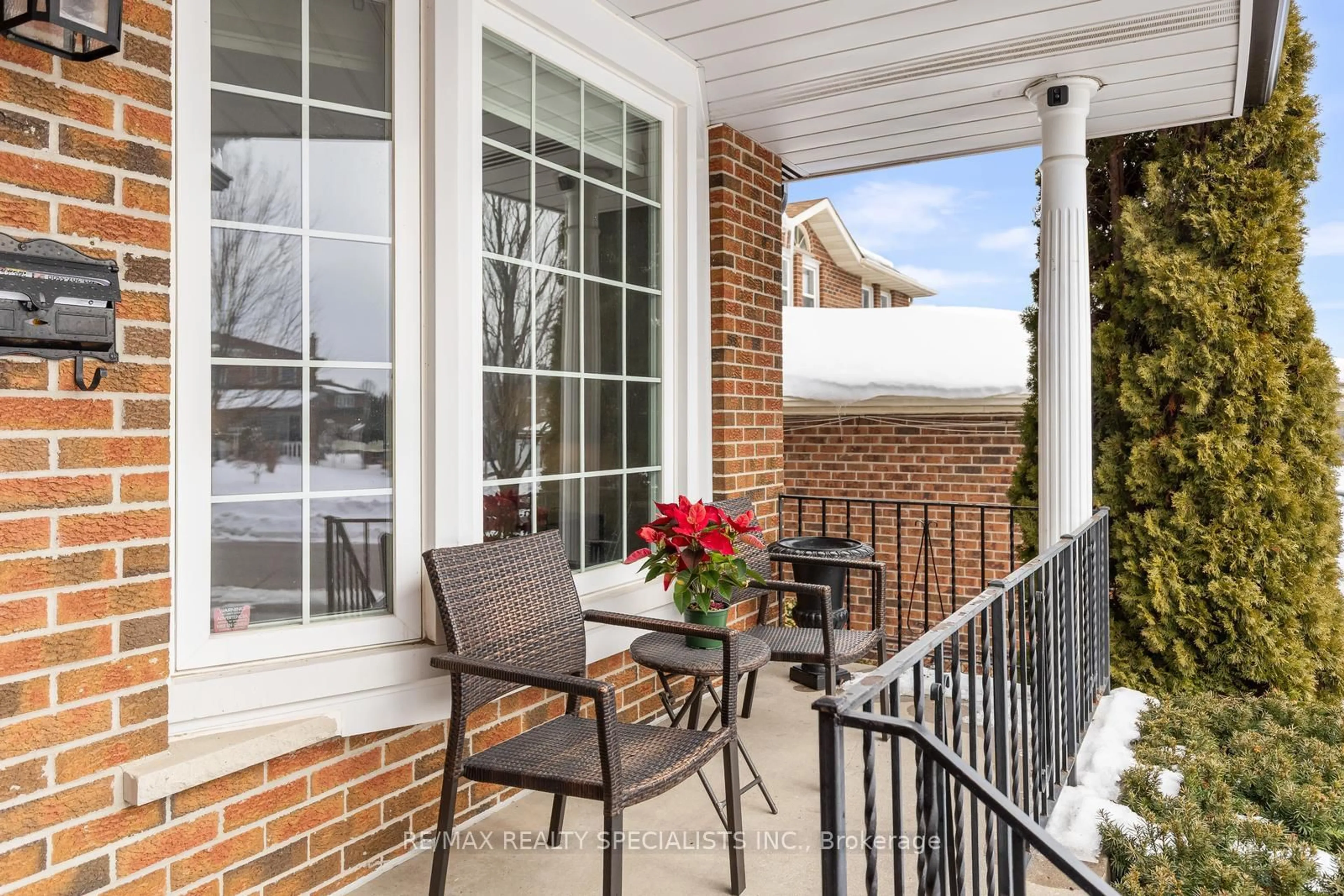 Patio, street for 100 Princeton Terr, Brampton Ontario L6S 3S9