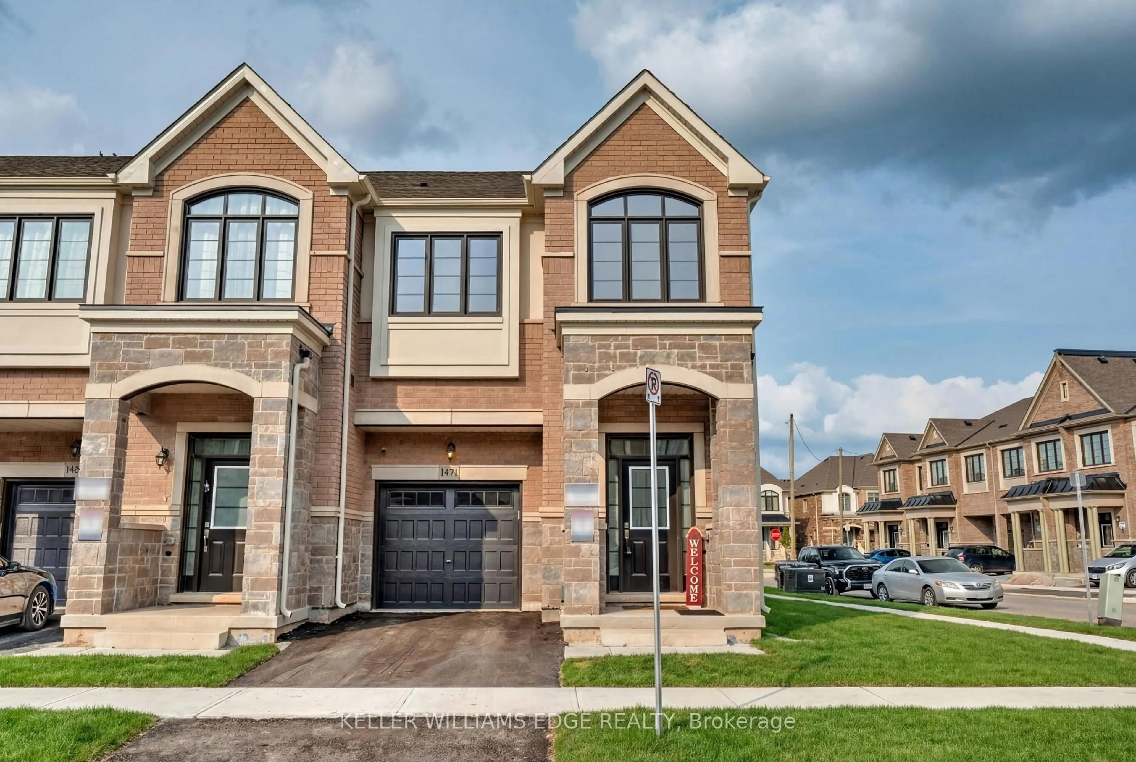 Home with brick exterior material, street for 1471 Watercress Way, Milton Ontario L9T 2X5