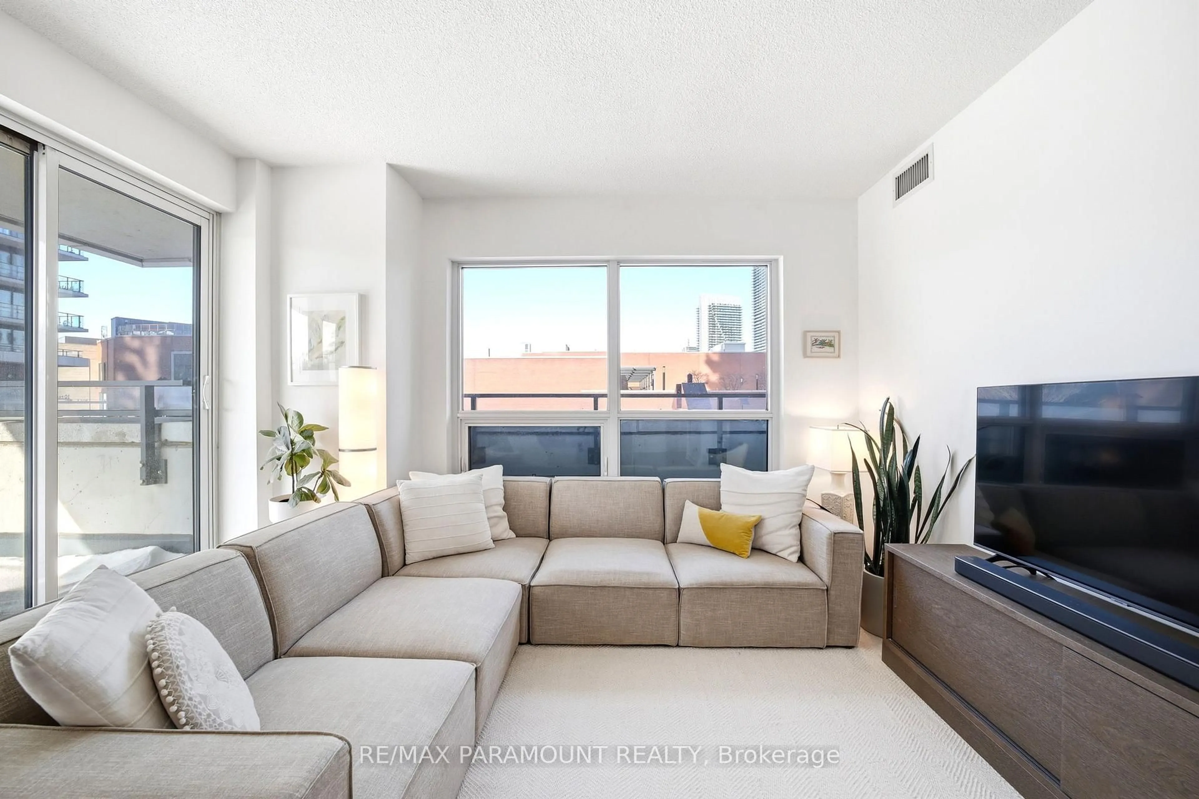 Living room with furniture, unknown for 2220 Lake Shore Blvd #304, Toronto Ontario M8V 0C1