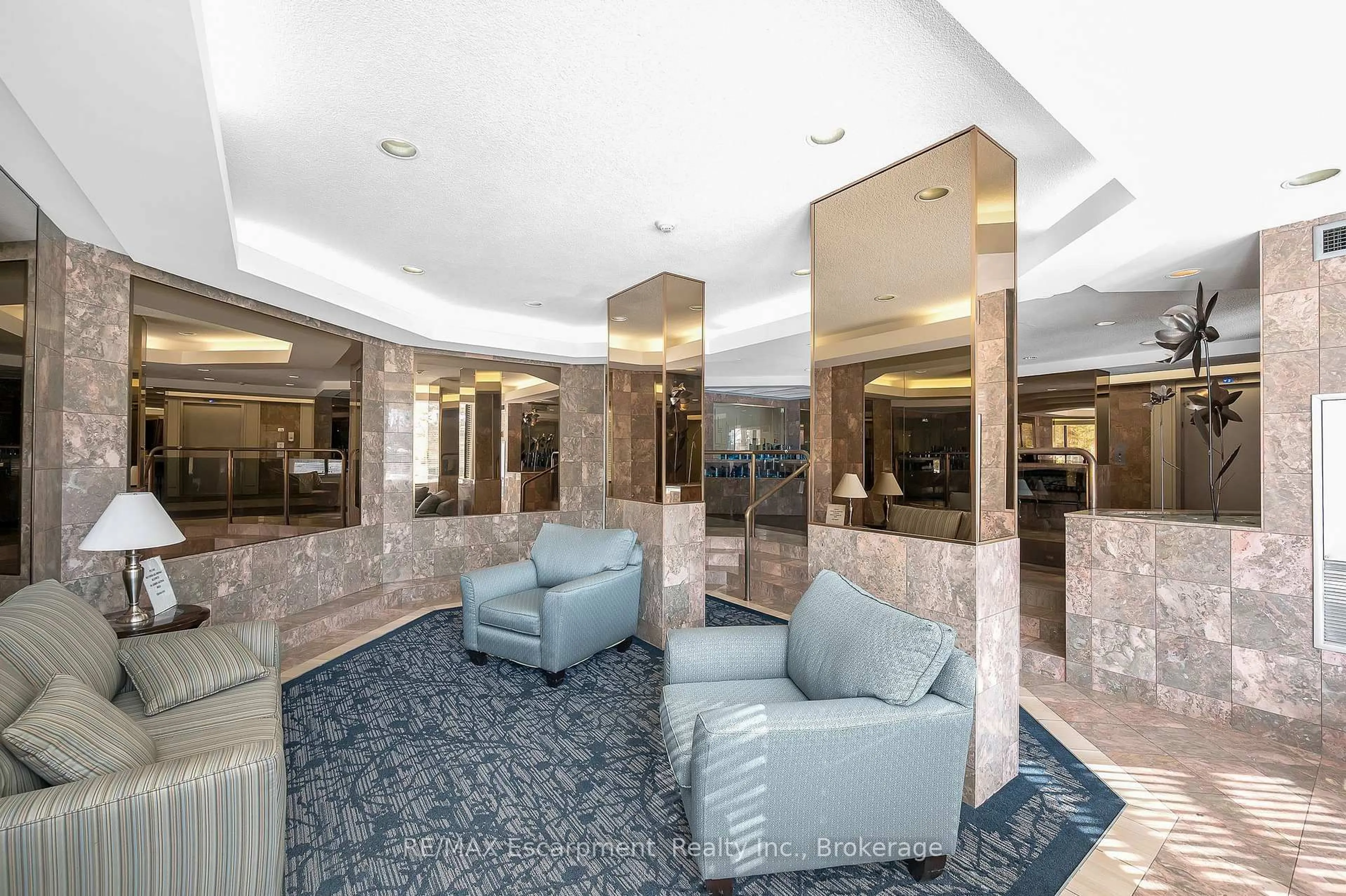 Lobby for 20 Cherrytree Dr #809, Brampton Ontario L6Y 3V1
