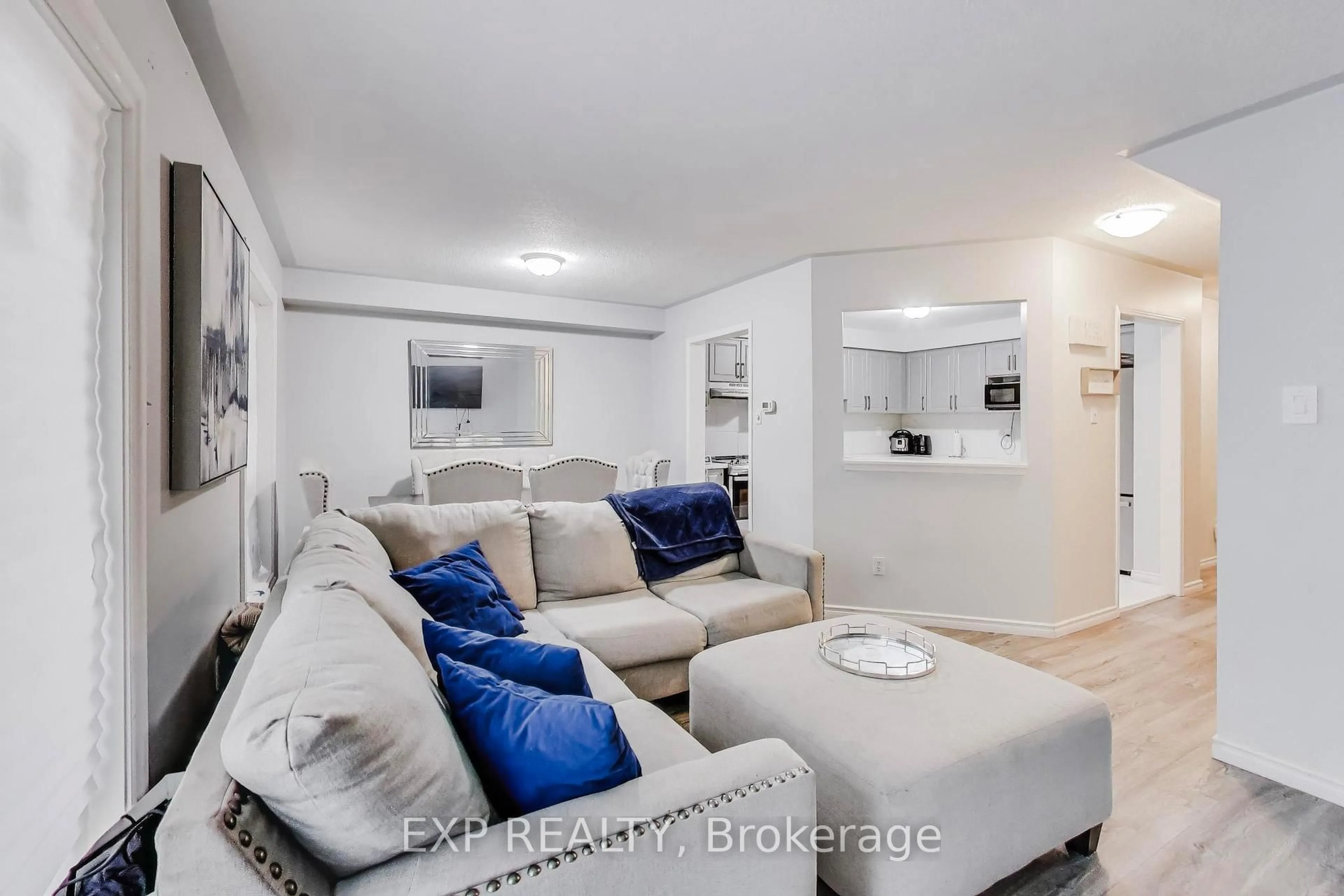 Living room with furniture, unknown for 83 Wickstead Crt, Brampton Ontario L6R 1N8