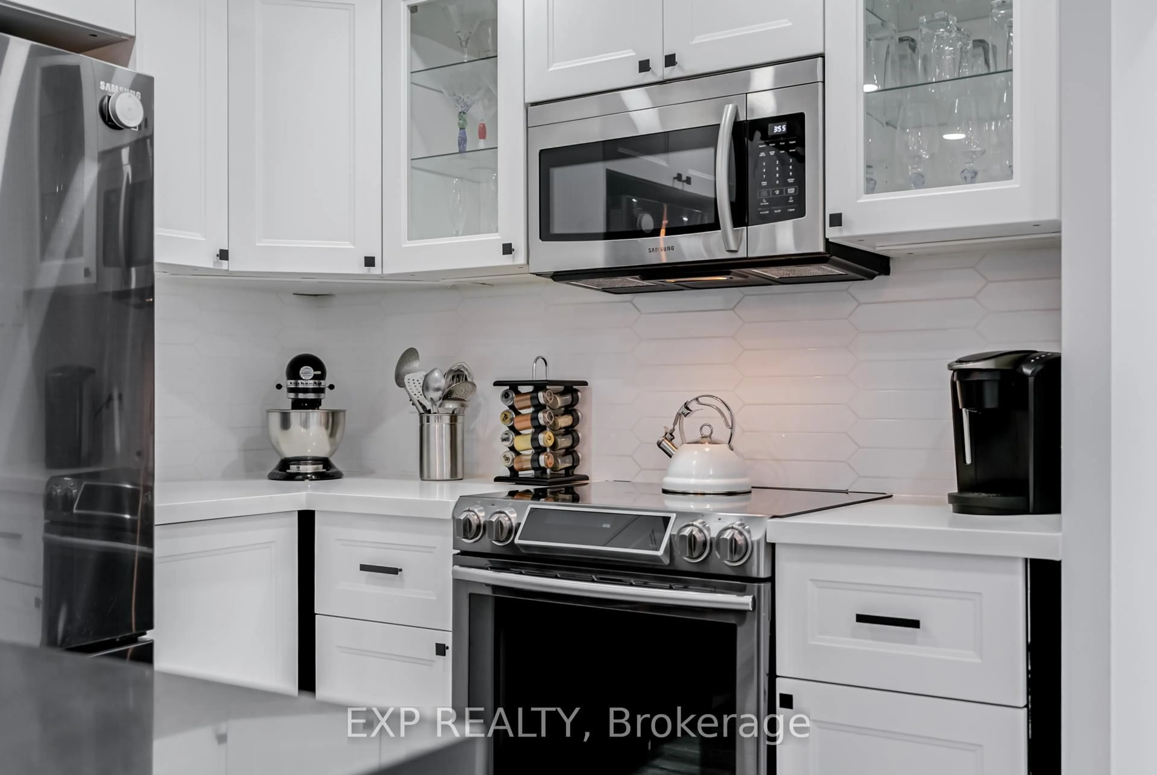 Contemporary kitchen, ceramic/tile floor for 299 Mill Rd #1503, Toronto Ontario M9C 4V9