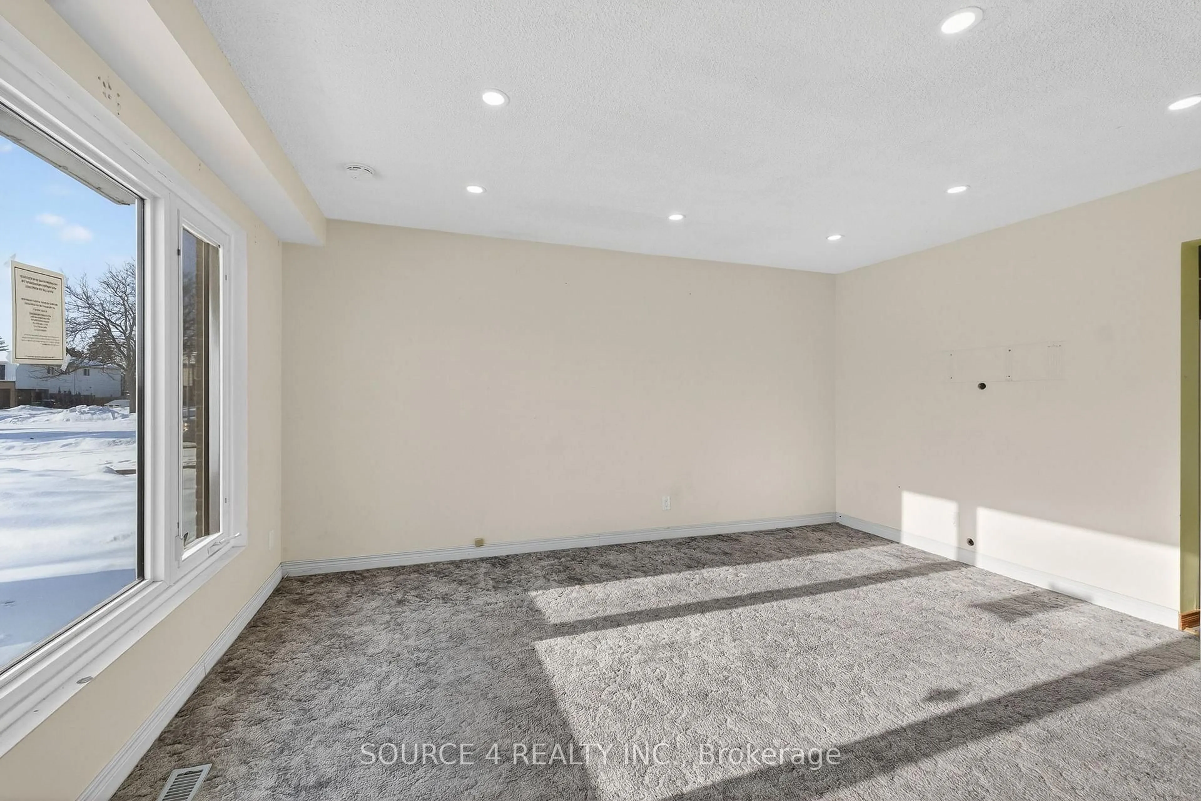 A pic of a room for 70 Griselda Cres, Brampton Ontario L6S 1M3