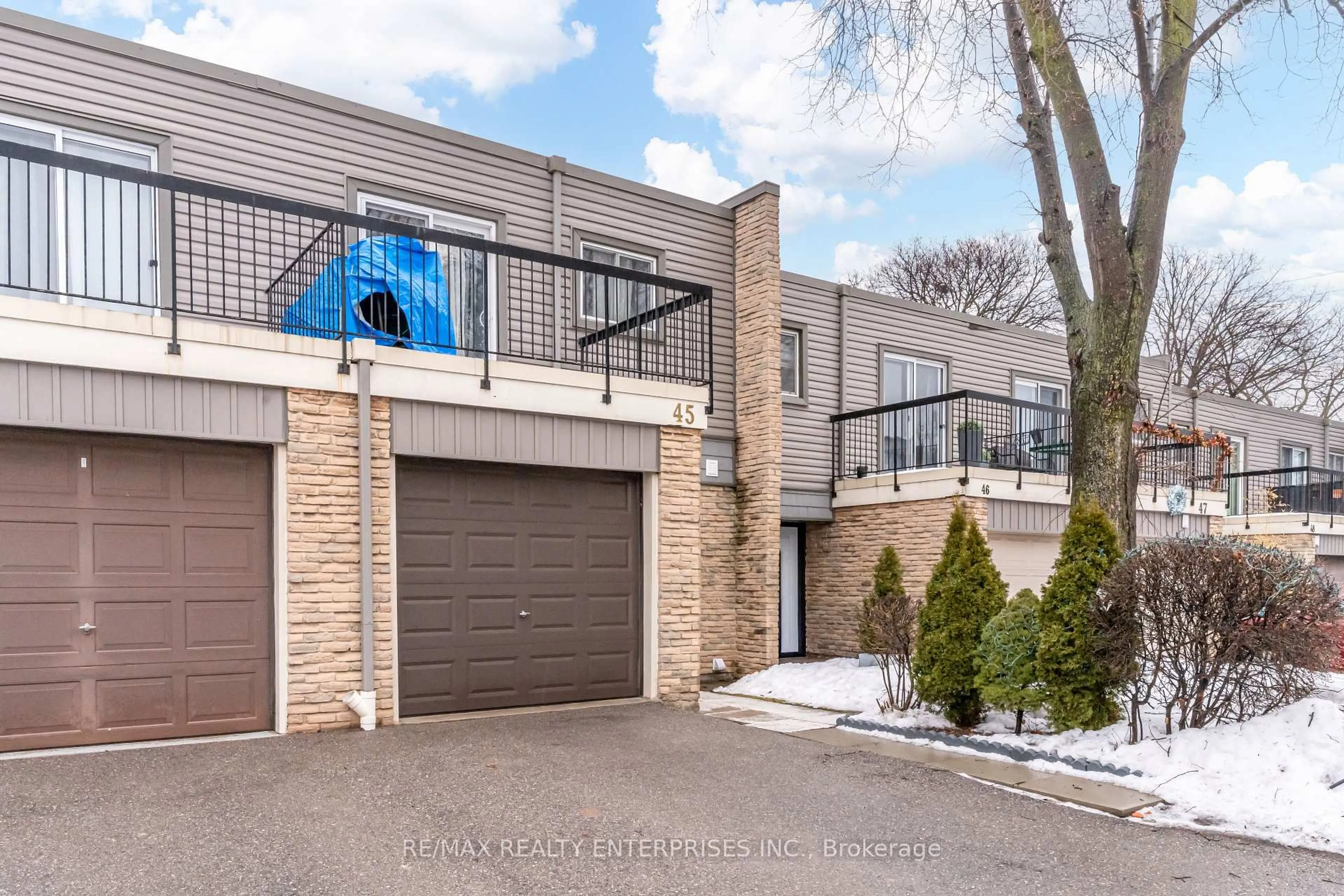Unknown for 2315 Bromsgrove Rd #45, Mississauga Ontario L5J 4A6