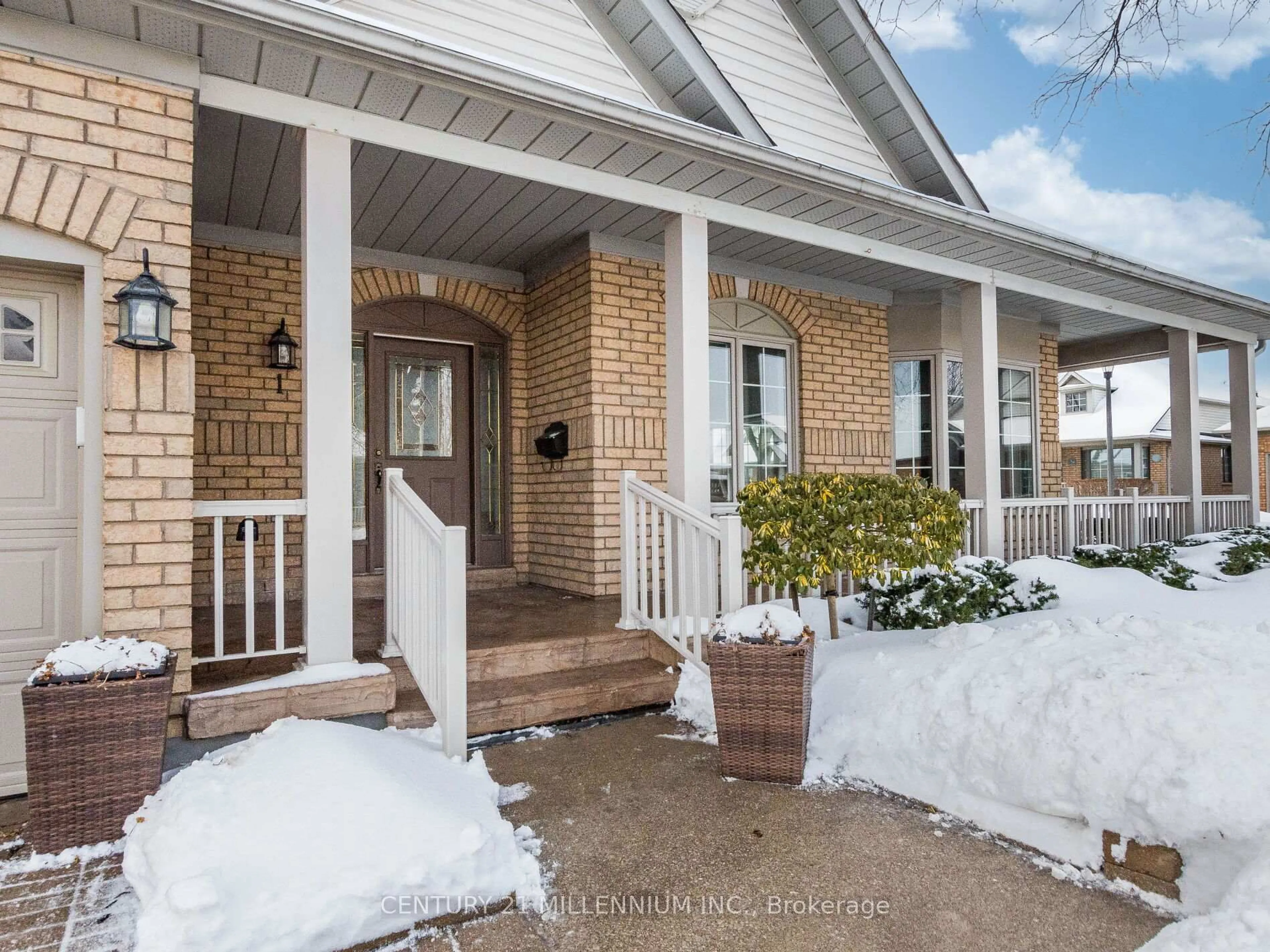 Home with brick exterior material, street for 1 Wellford Gate, Brampton Ontario L6R 1W5