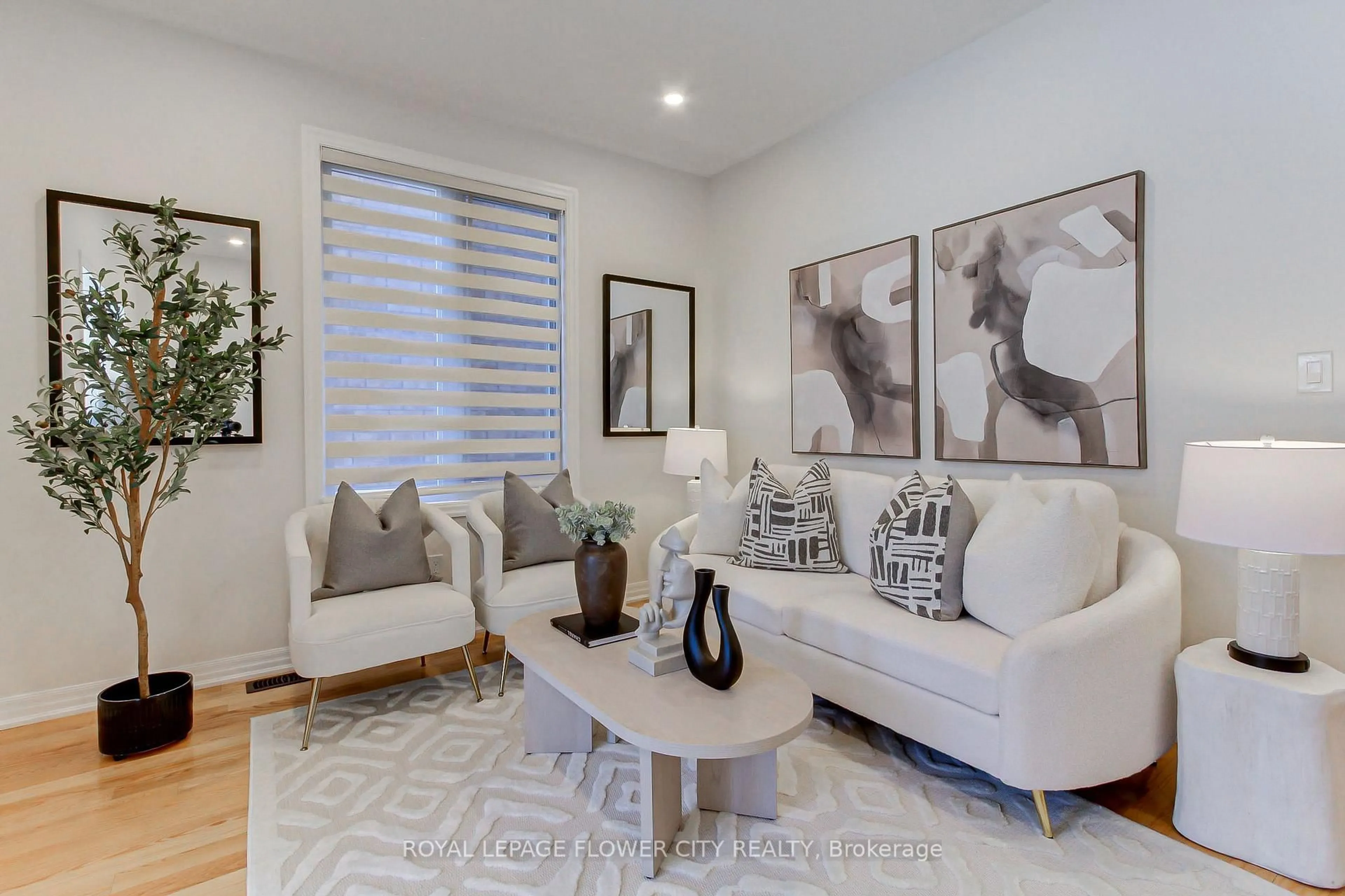 Living room with furniture, unknown for 3362 Post Rd, Oakville Ontario L6H 0Z4