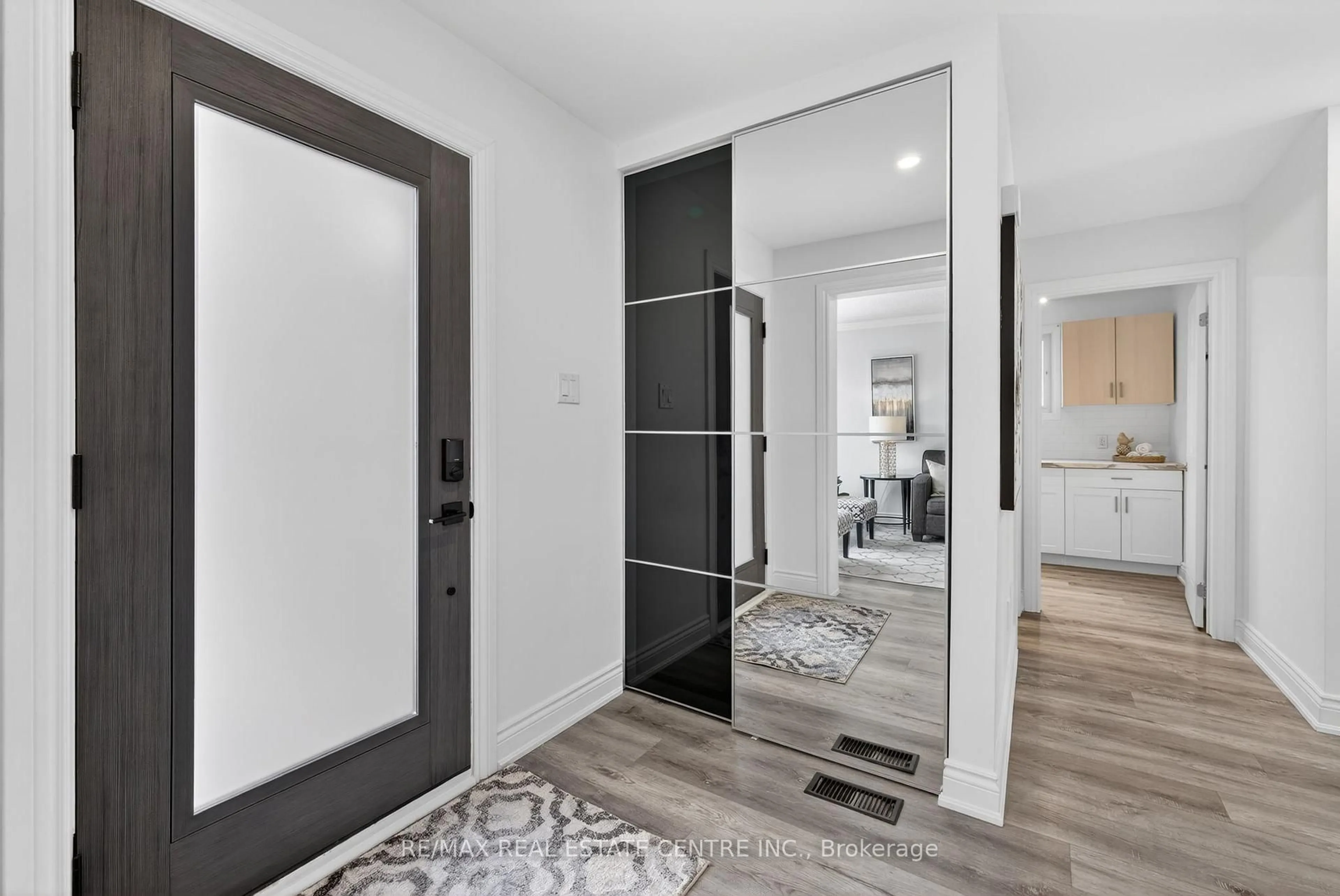 Indoor entryway for 27 De Rose Ave, Caledon Ontario L7E 1B6