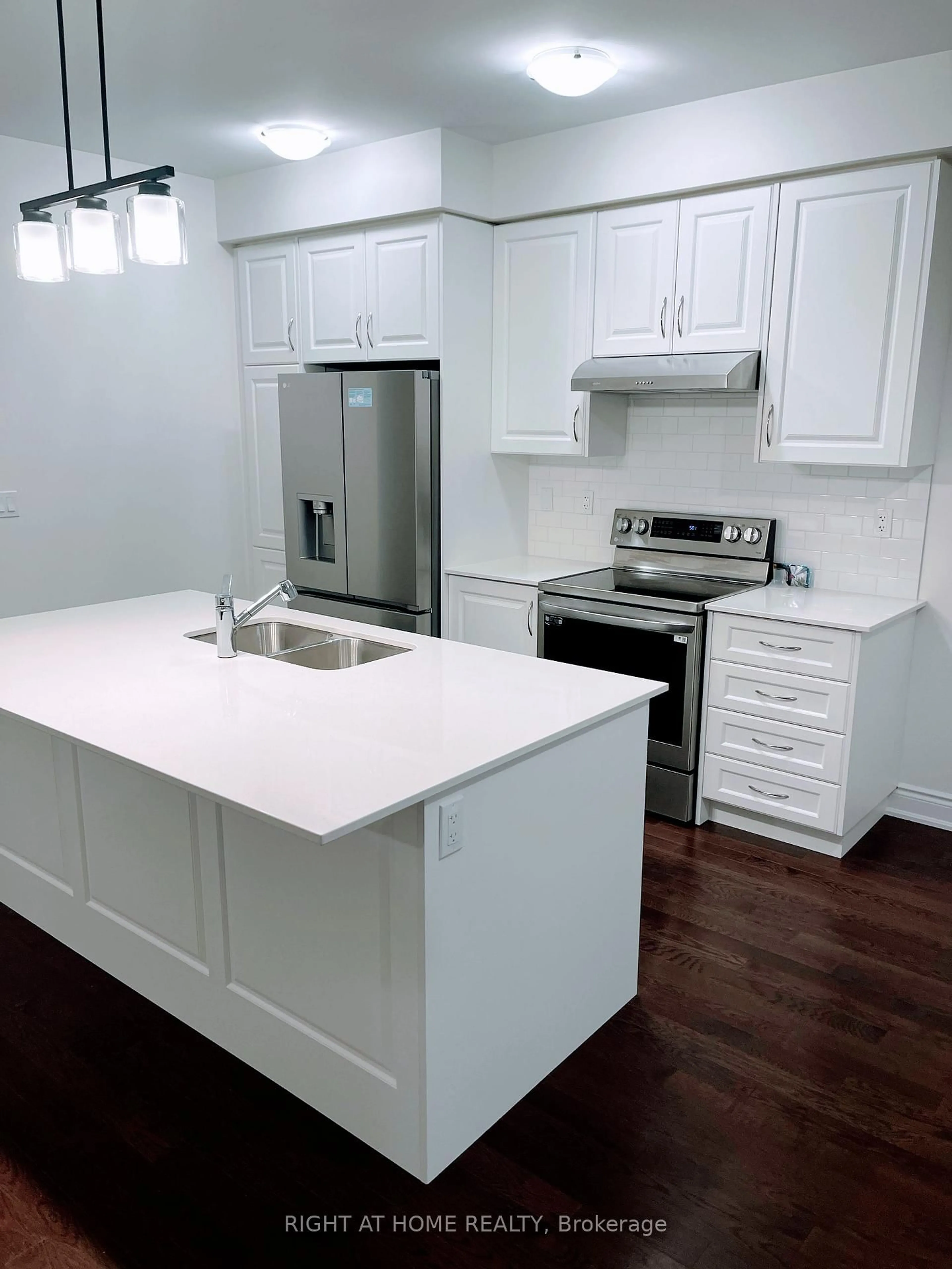 Open concept kitchen, unknown for 38 Gladmary Dr, Brampton Ontario L6Y 6K9