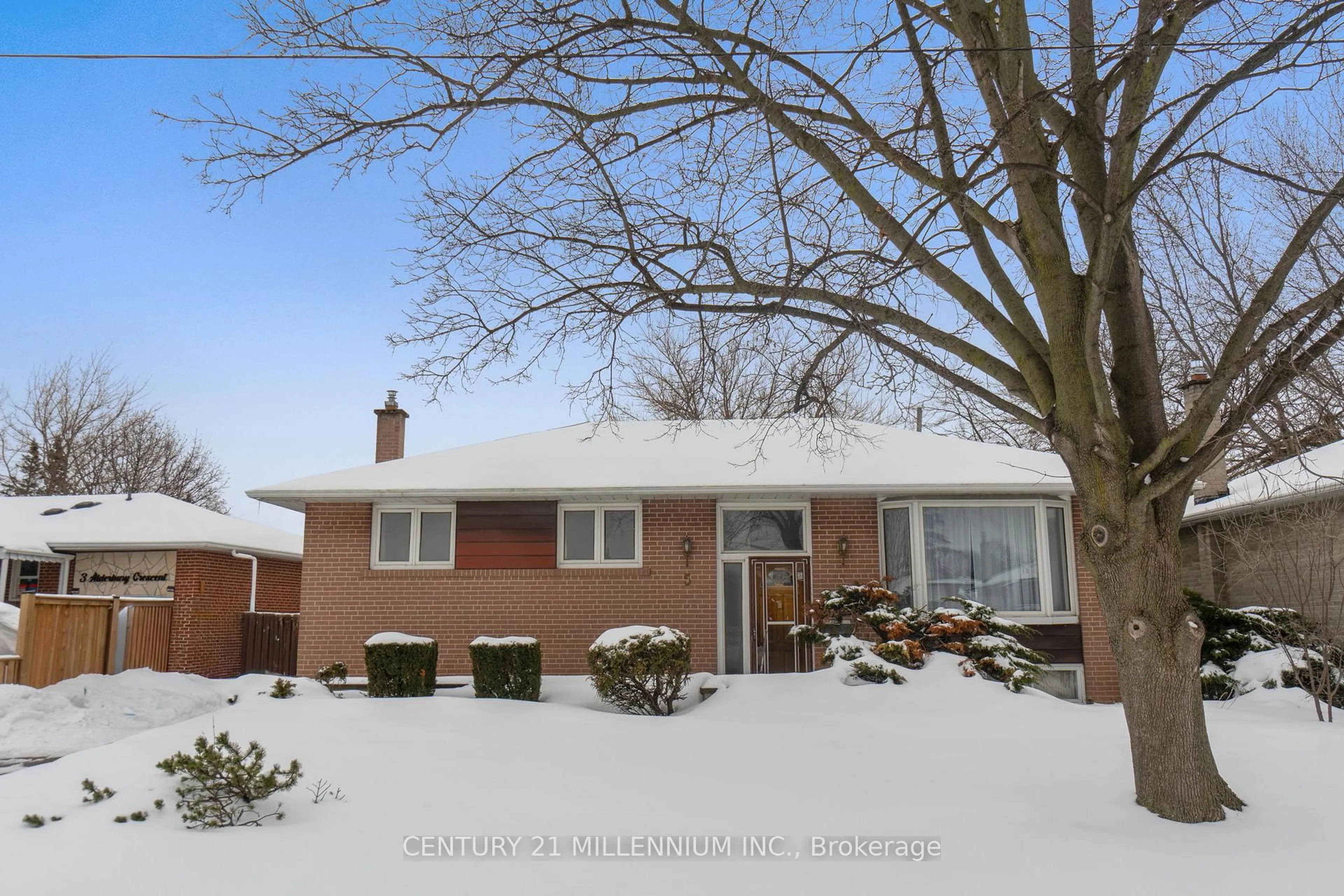 Home with brick exterior material, street for 5 Alderbury Cres, Brampton Ontario L6T 1P5