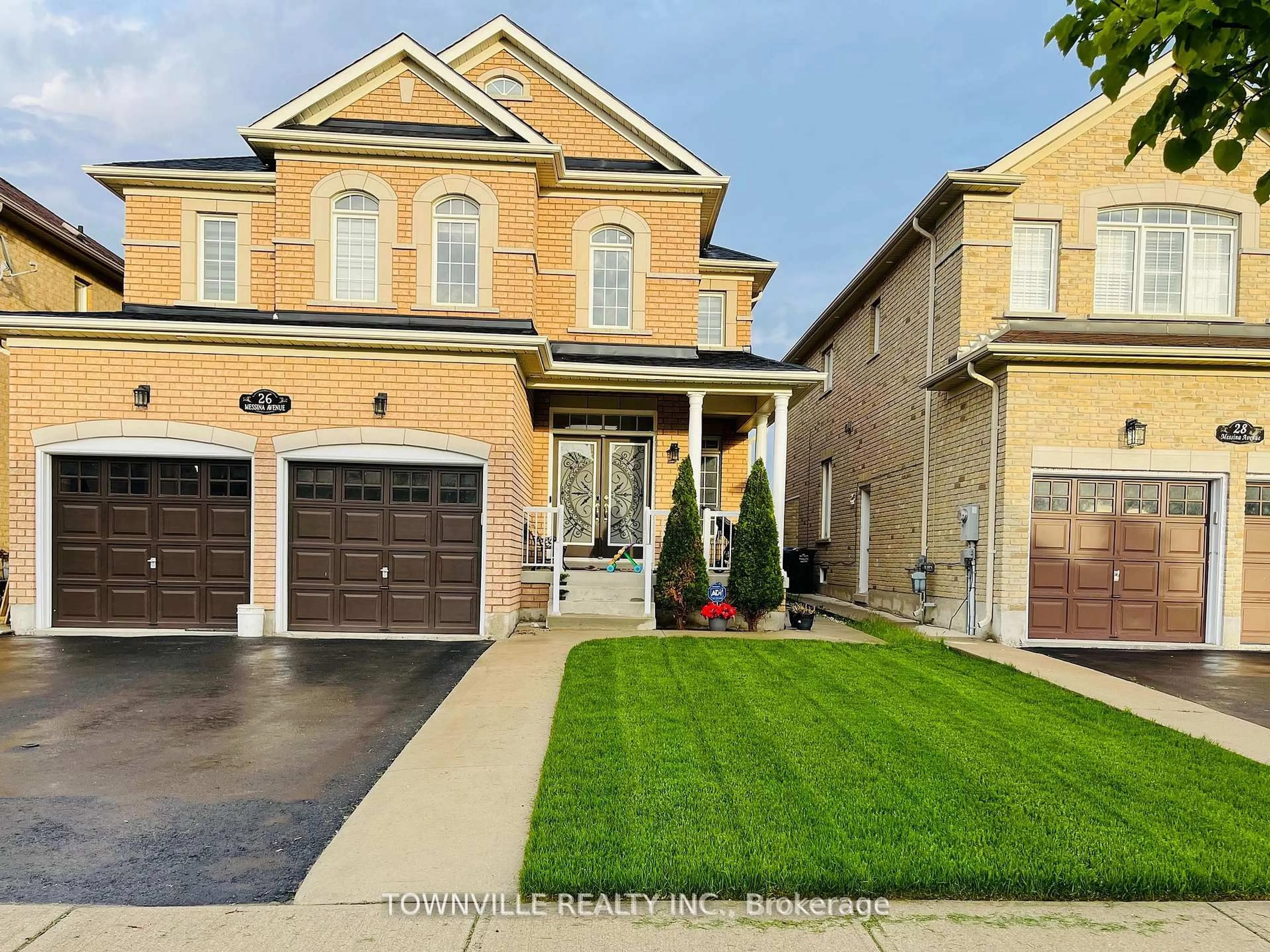 Home with brick exterior material, street for 26 Messina Ave, Brampton Ontario L6Y 0M8