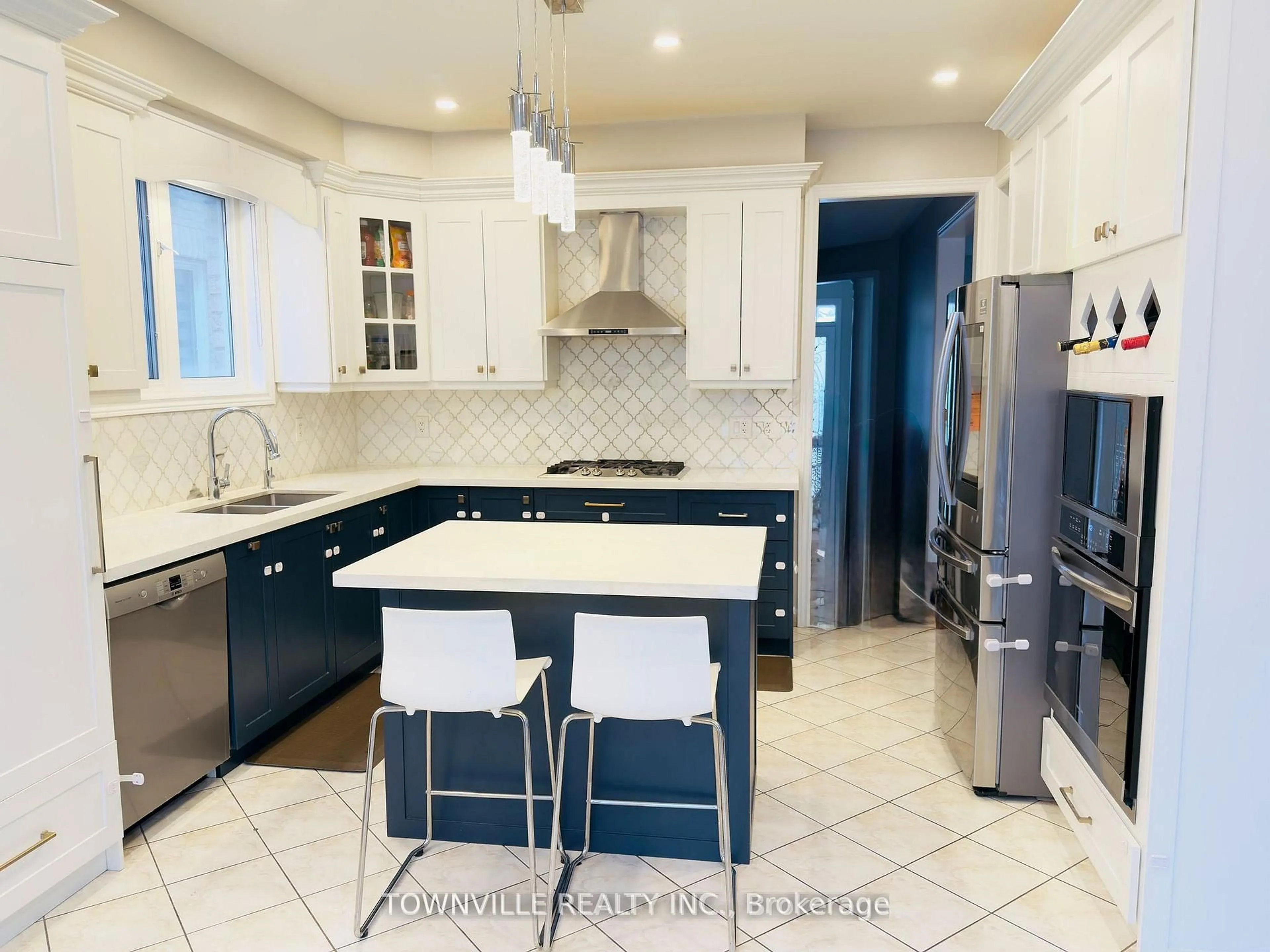 Contemporary kitchen, ceramic/tile floor for 26 Messina Ave, Brampton Ontario L6Y 0M8