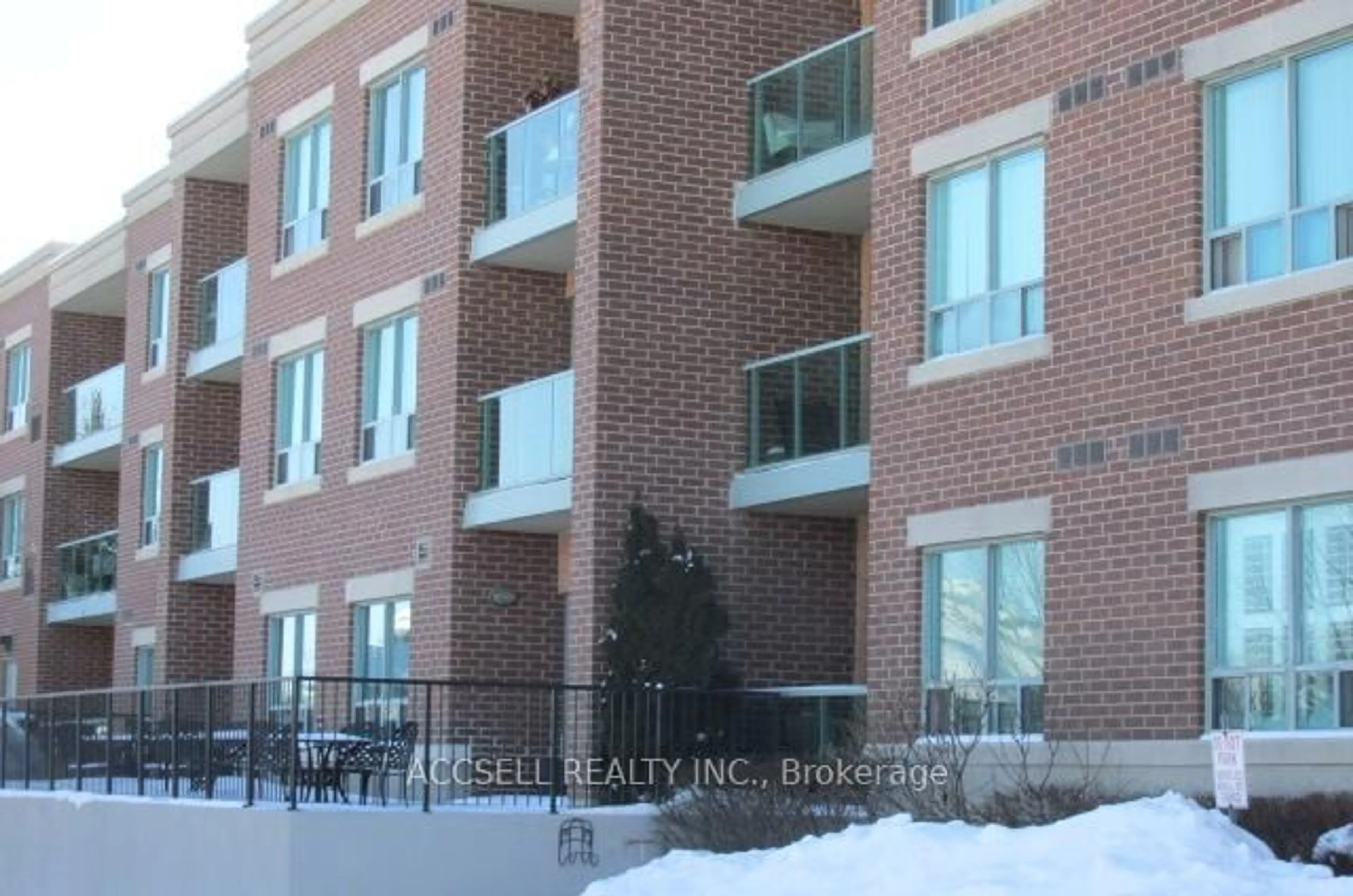 Unknown for 35 Via Rosedale #304, Brampton Ontario L6R 3J9