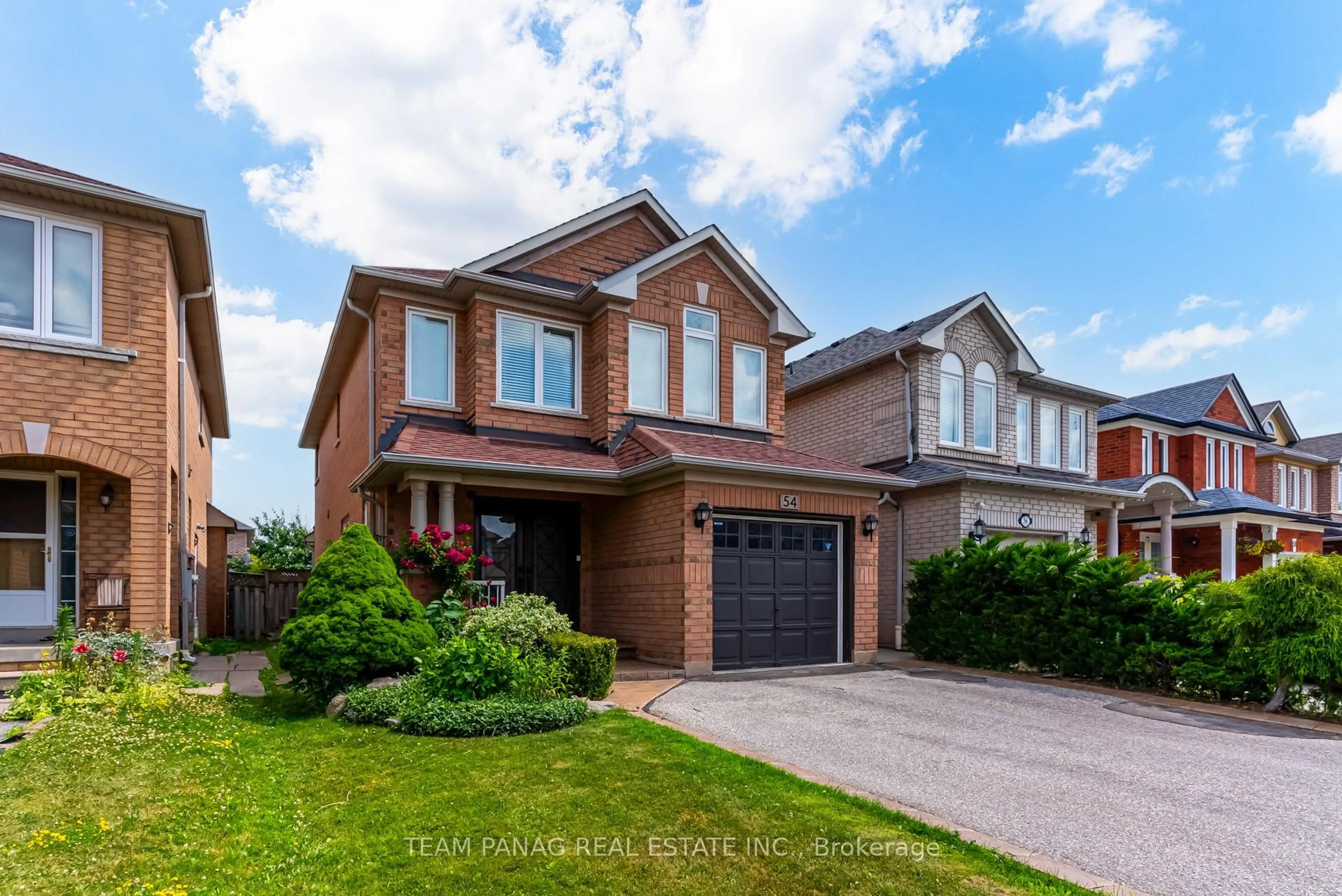 Home with brick exterior material, street for 54 Loons Call Cres, Brampton Ontario L6R 2G4