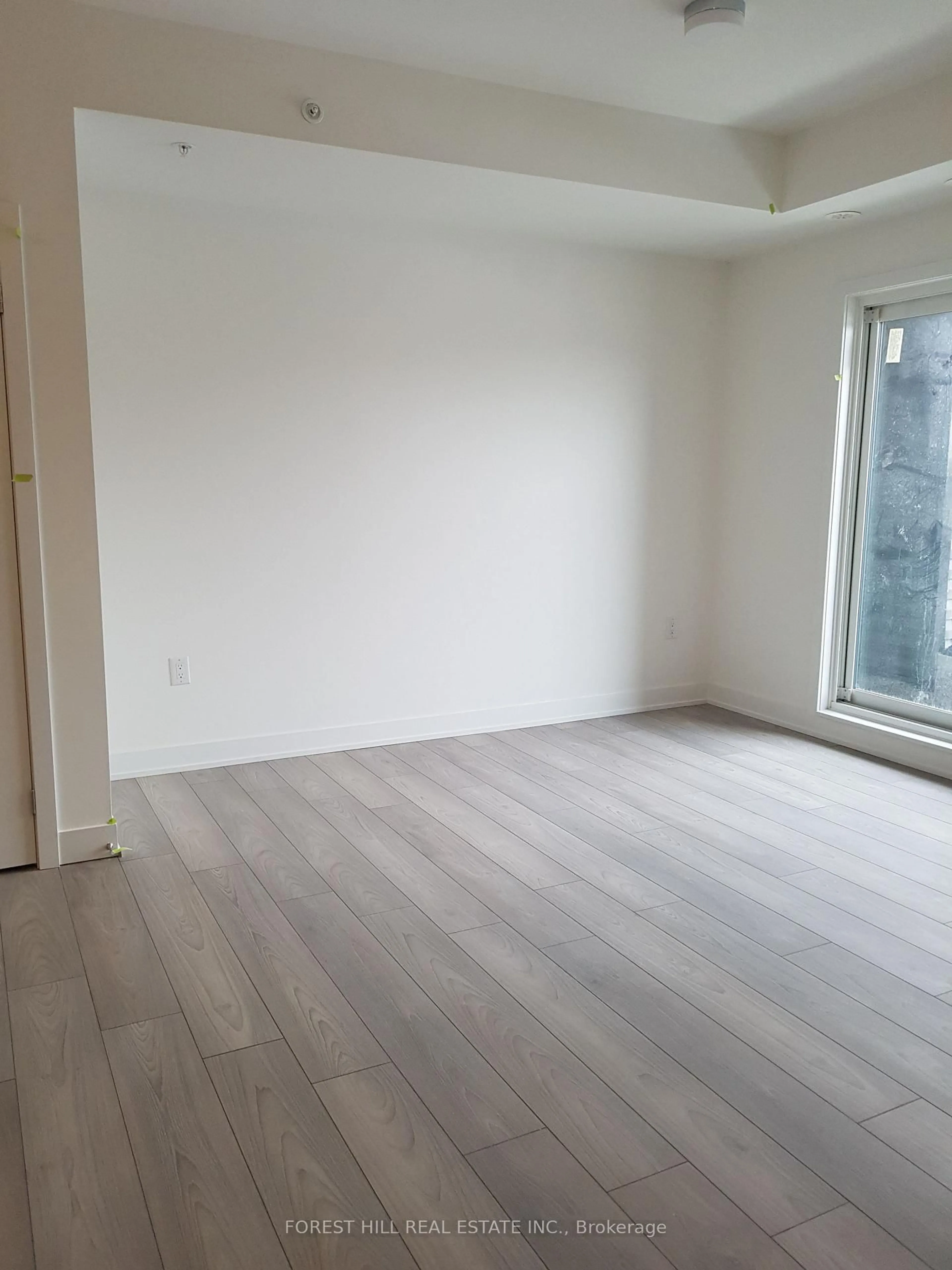 A pic of a room for 3472 Widdicombe Way #12, Mississauga Ontario L5L 0B8