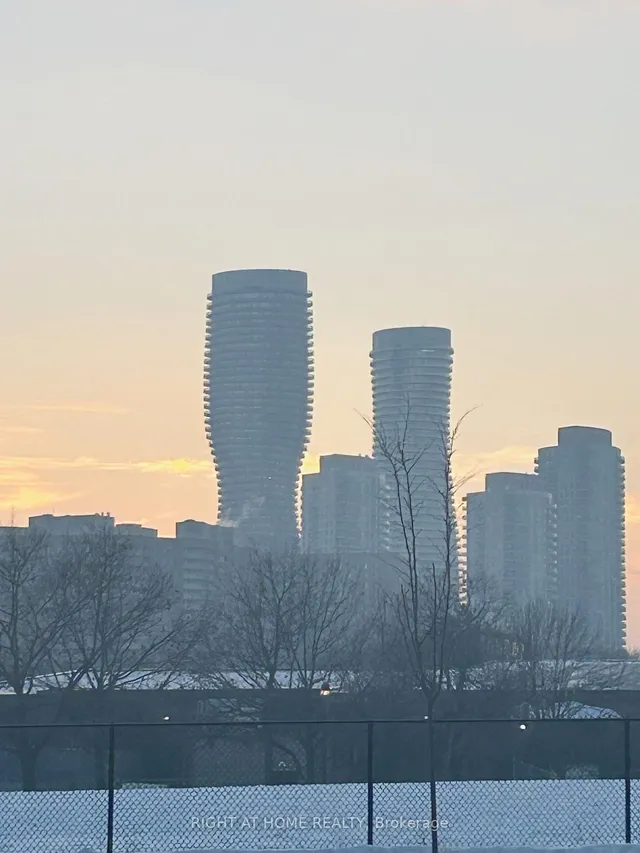 50 Absolute Ave #1806, Mississauga 3