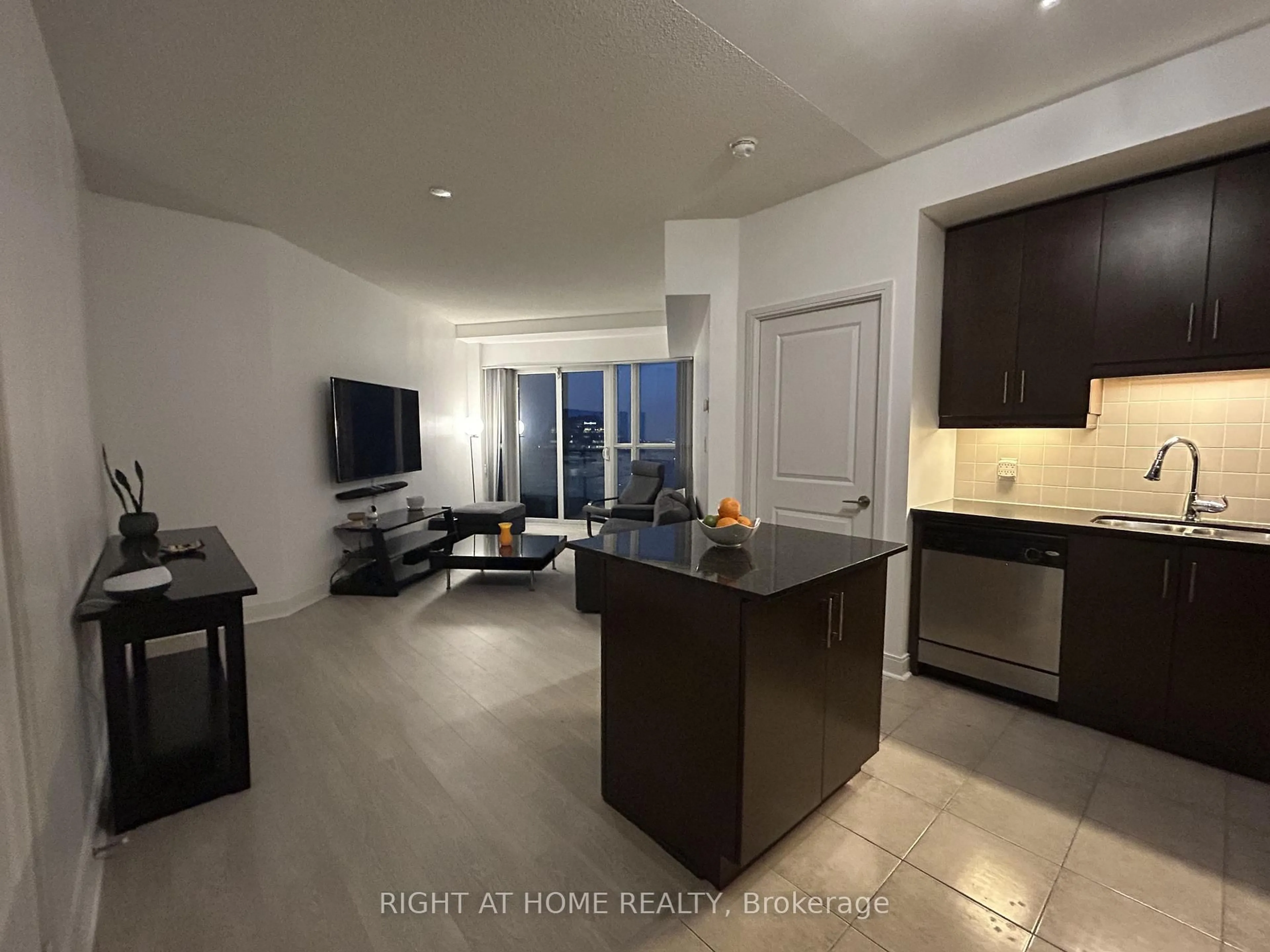 Open concept kitchen, unknown for 50 Absolute Ave #1806, Mississauga Ontario L4Z 0A8