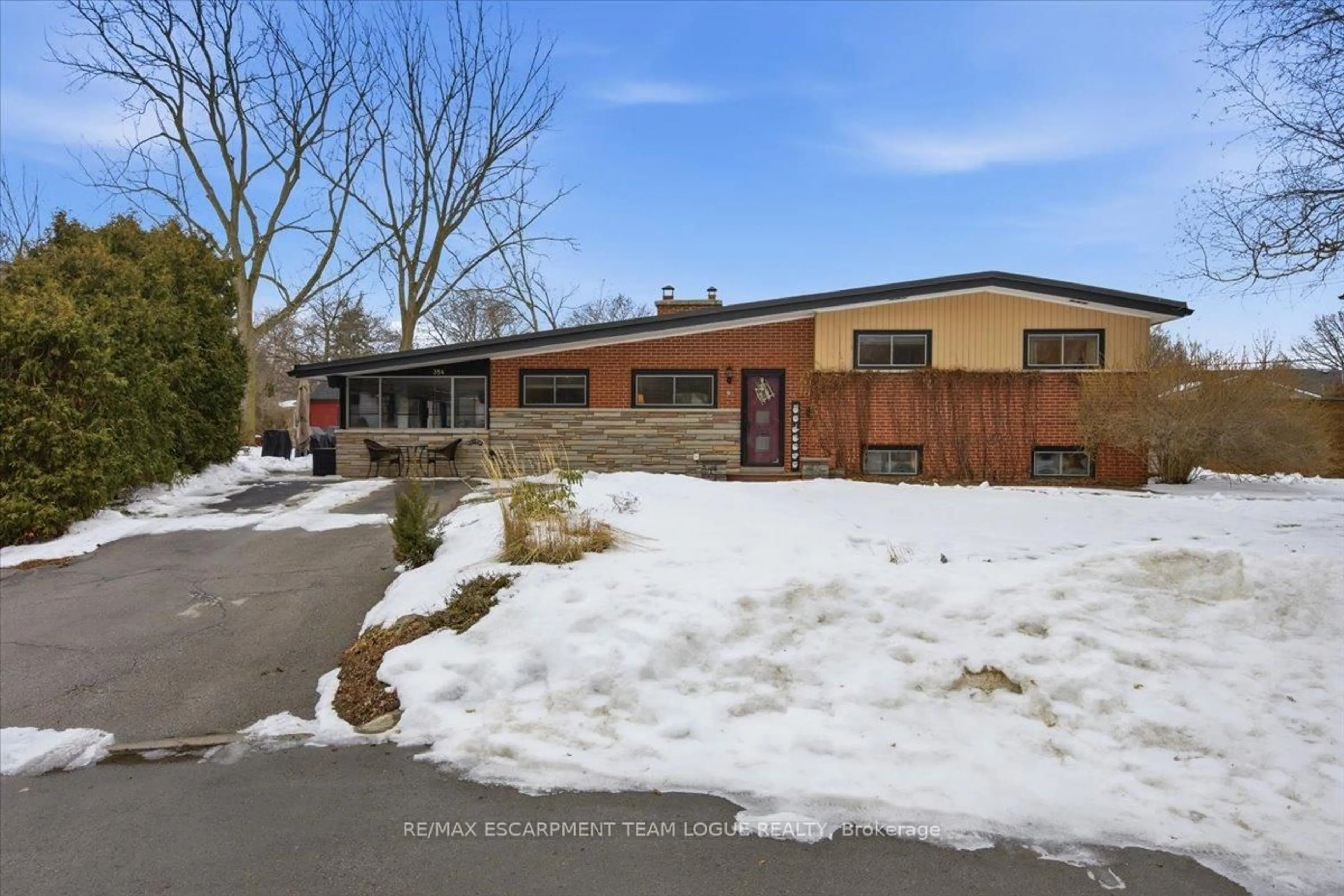 Unknown for 354 Arden Cres, Burlington Ontario L7L 2A8