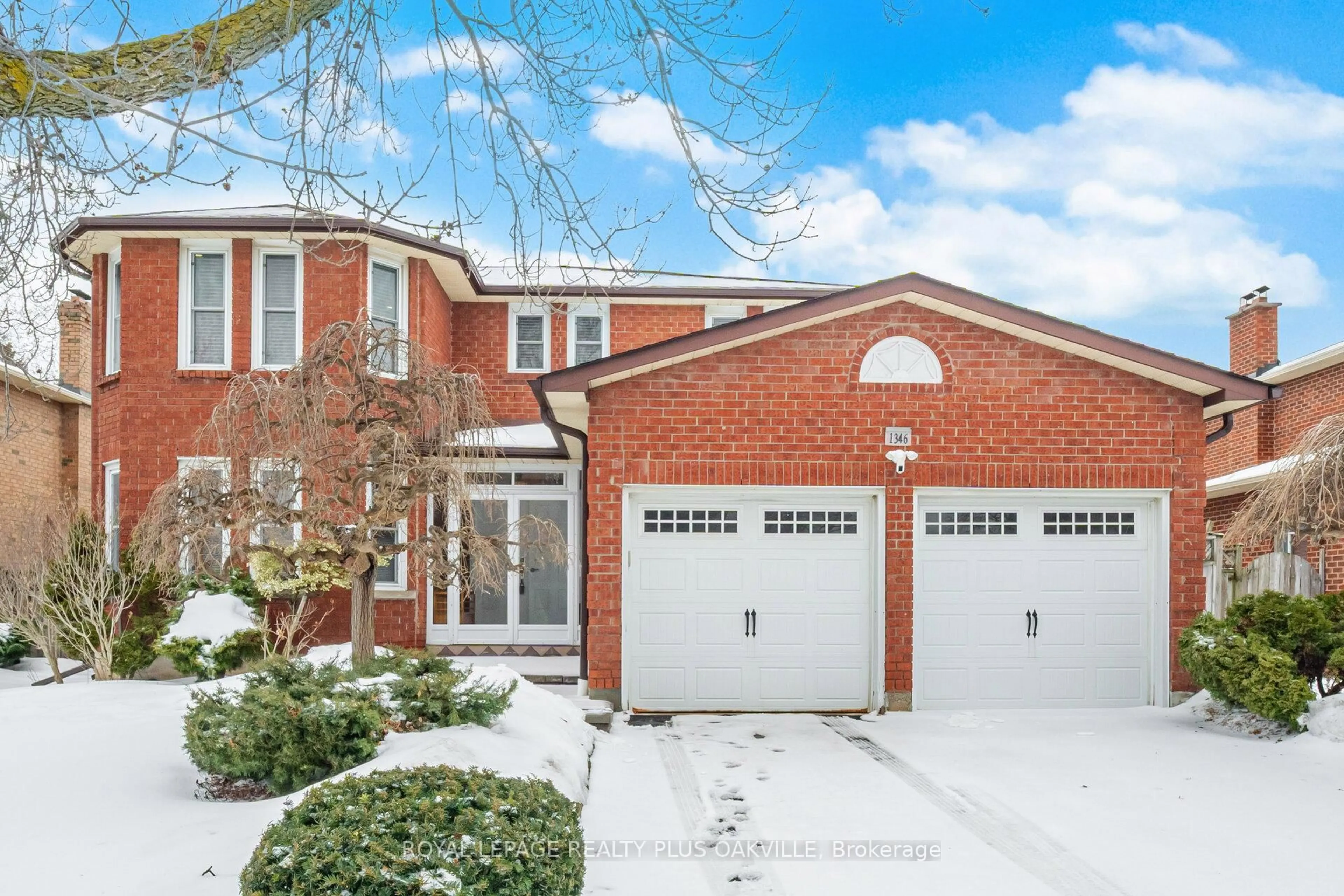 Home with brick exterior material, street for 1346 Chalfield Dr, Oakville Ontario L6J 6R5