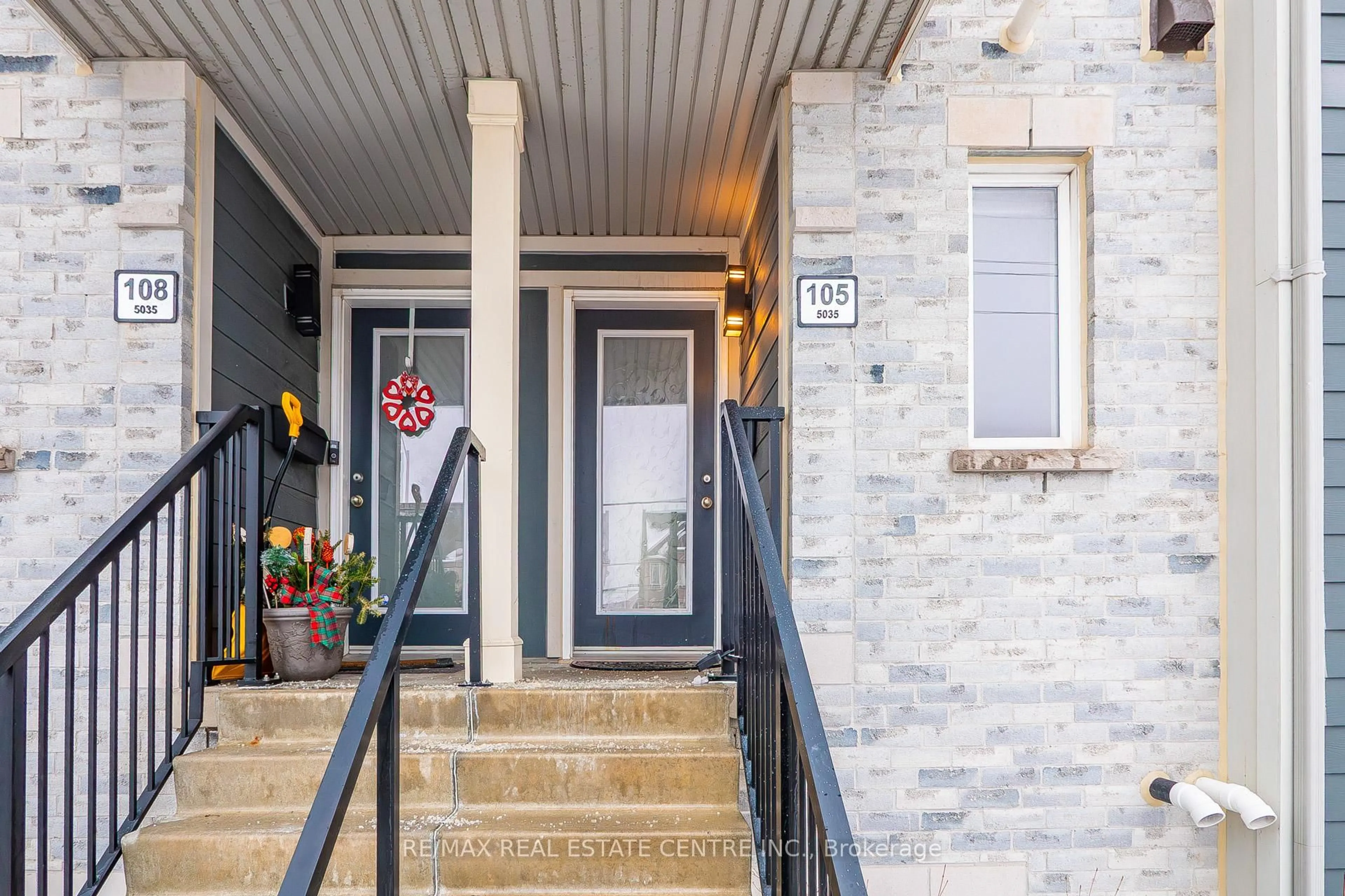 Unknown for 5035 Oscar Peterson Blvd #105, Mississauga Ontario L5M 0P4