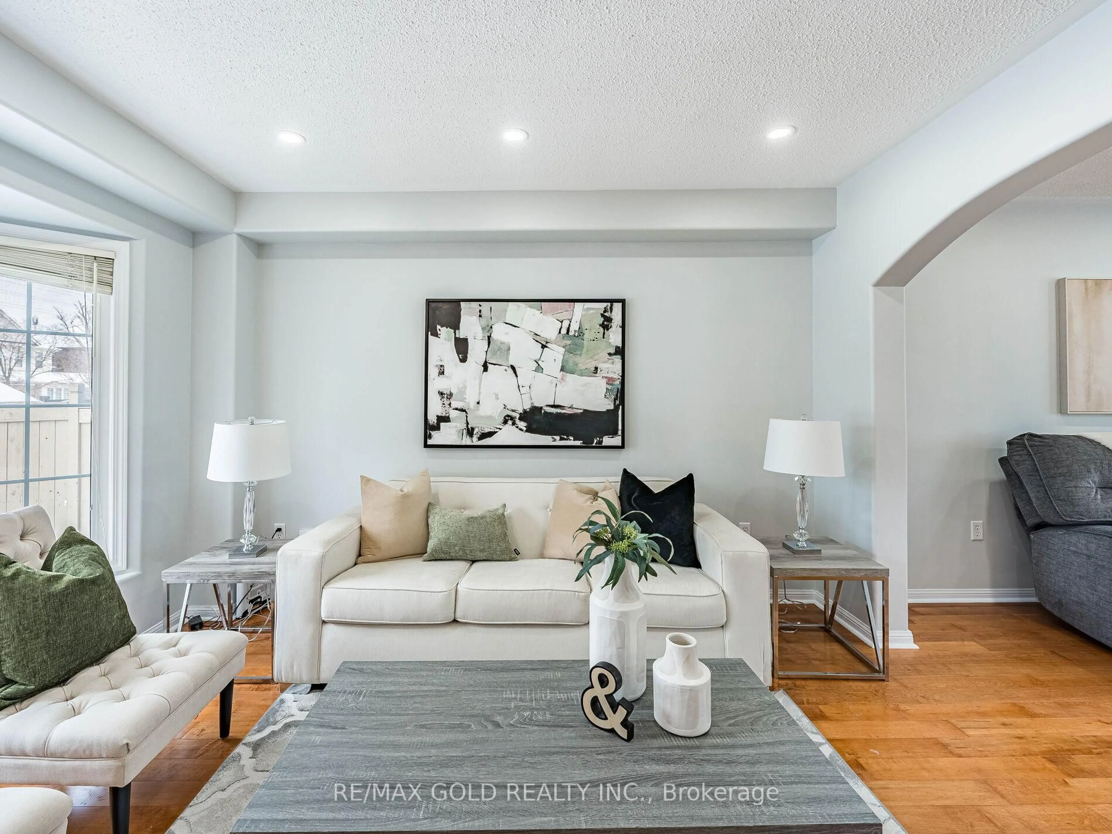 Living room with furniture, unknown for 27 Allness Rd, Brampton Ontario L7A 3N7