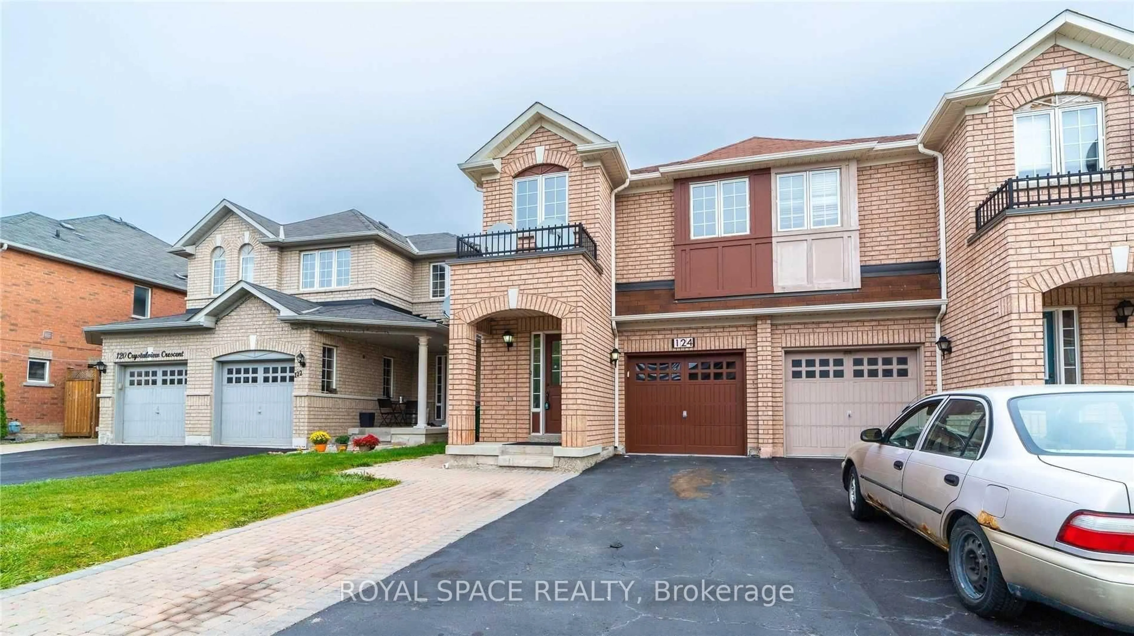 Home with brick exterior material, street for 124 Crystalview Cres, Brampton Ontario L6P 2S2
