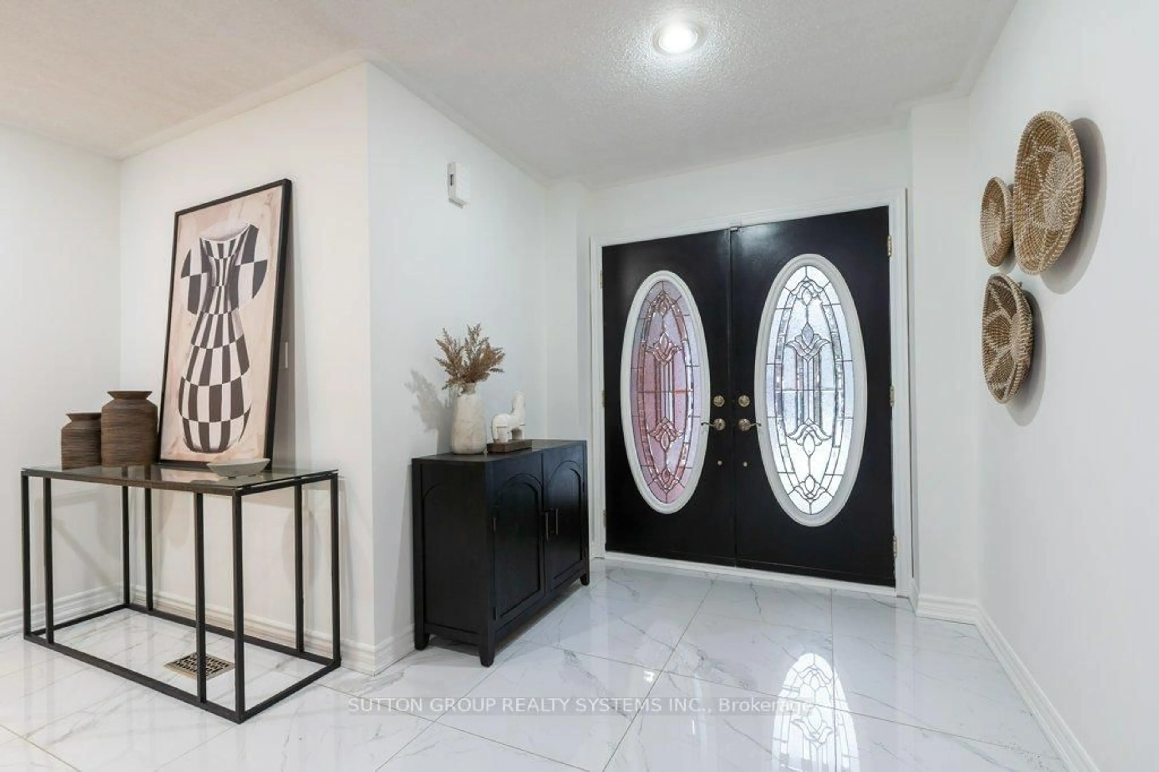 Indoor foyer for 2957 Caradoc Lane, Oakville Ontario L6J 6V6