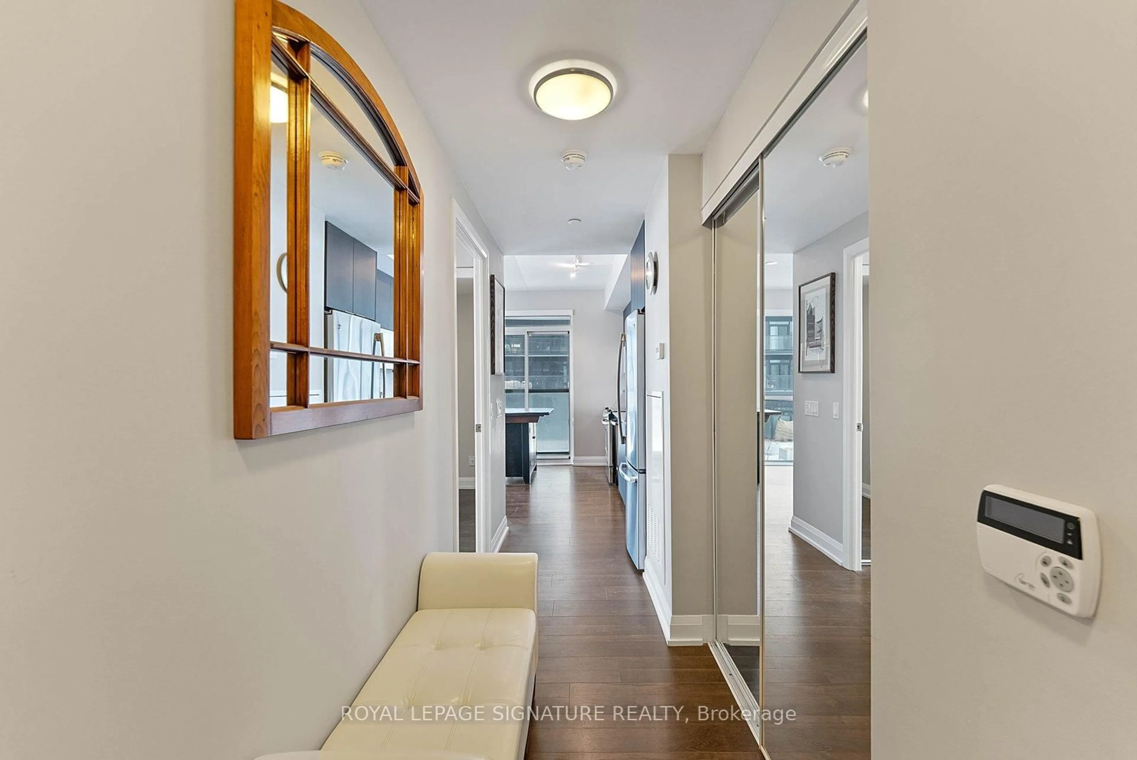 Indoor entryway for 56 Annie Craig Dr #510, Toronto Ontario M8V 0C5