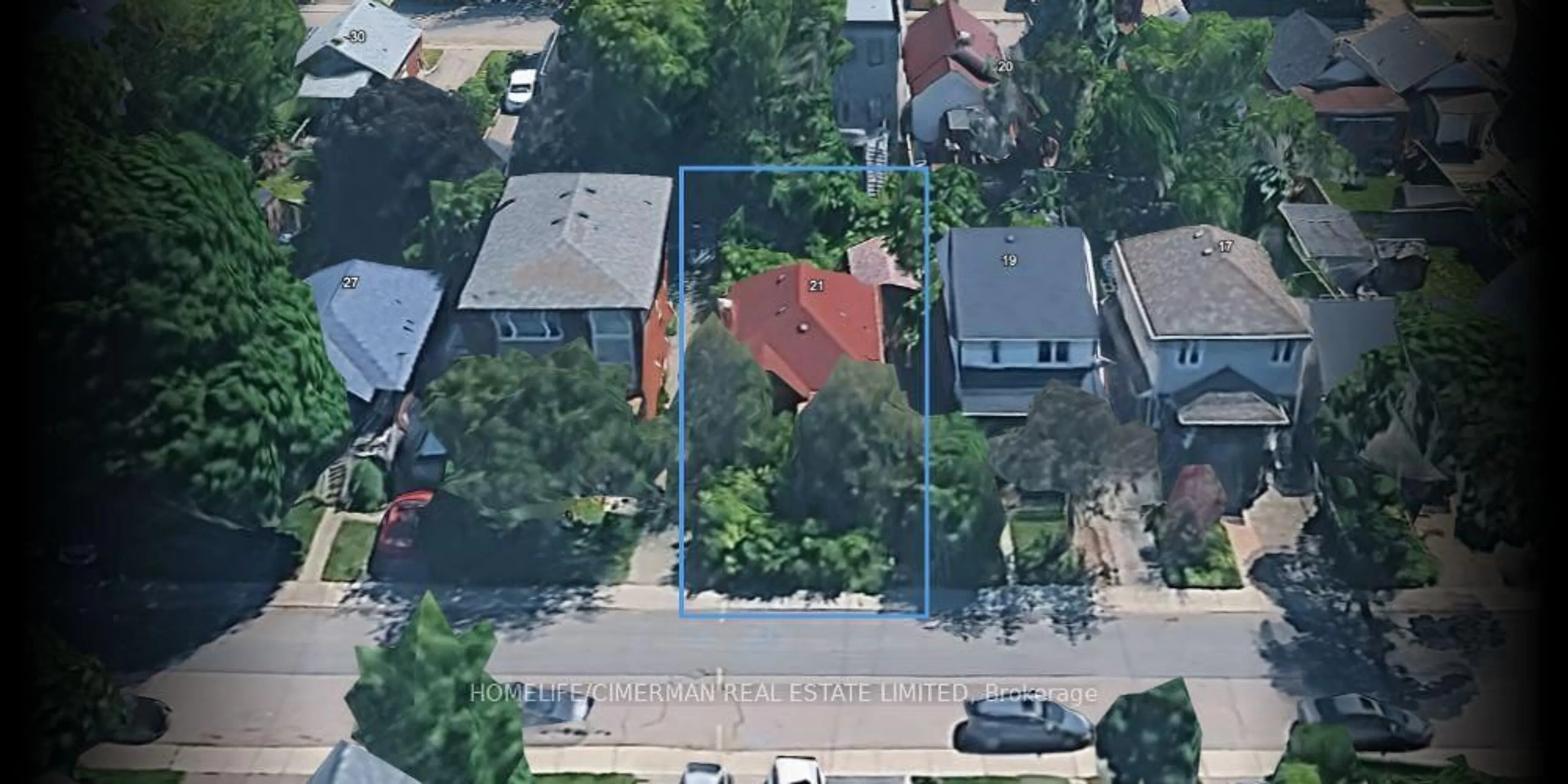 A pic from outside/outdoor area/front of a property/back of a property/a pic from drone, street for 21 Seventeenth St, Toronto Ontario M8V 3K2