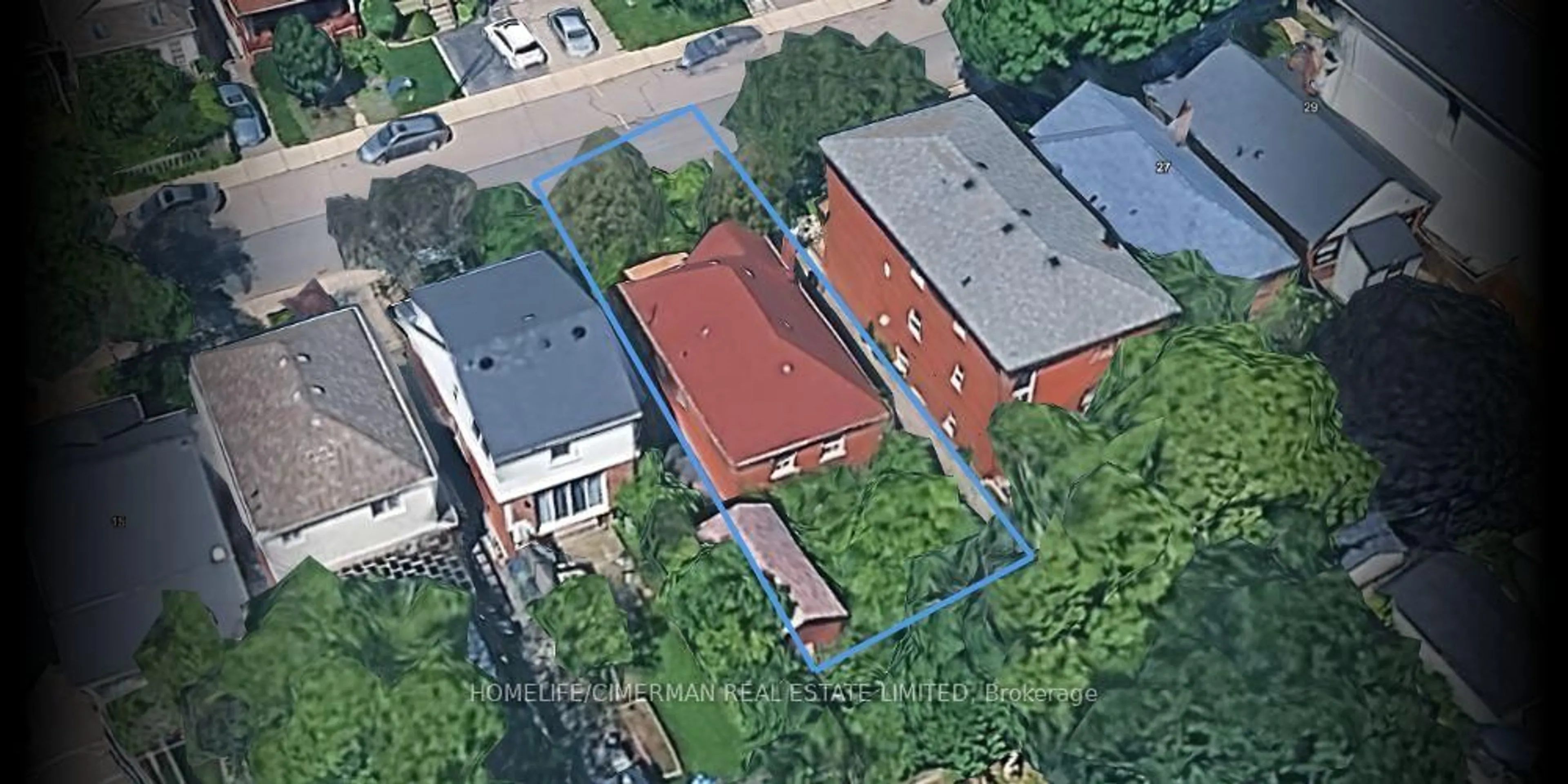 A pic from outside/outdoor area/front of a property/back of a property/a pic from drone, street for 21 Seventeenth St, Toronto Ontario M8V 3K2