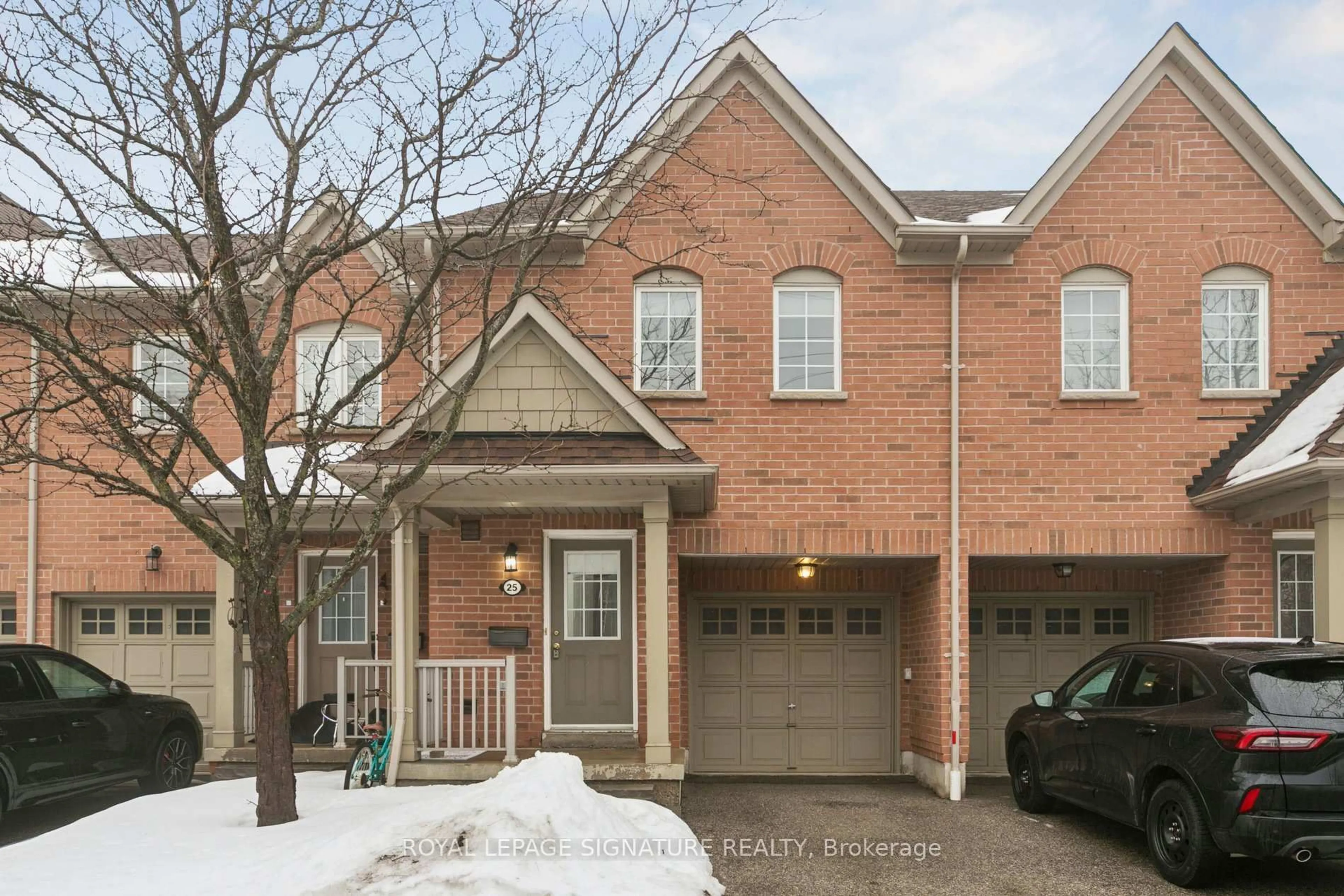 Home with brick exterior material, street for 3950 Erin Centre Blvd #25, Mississauga Ontario L5M 0A5