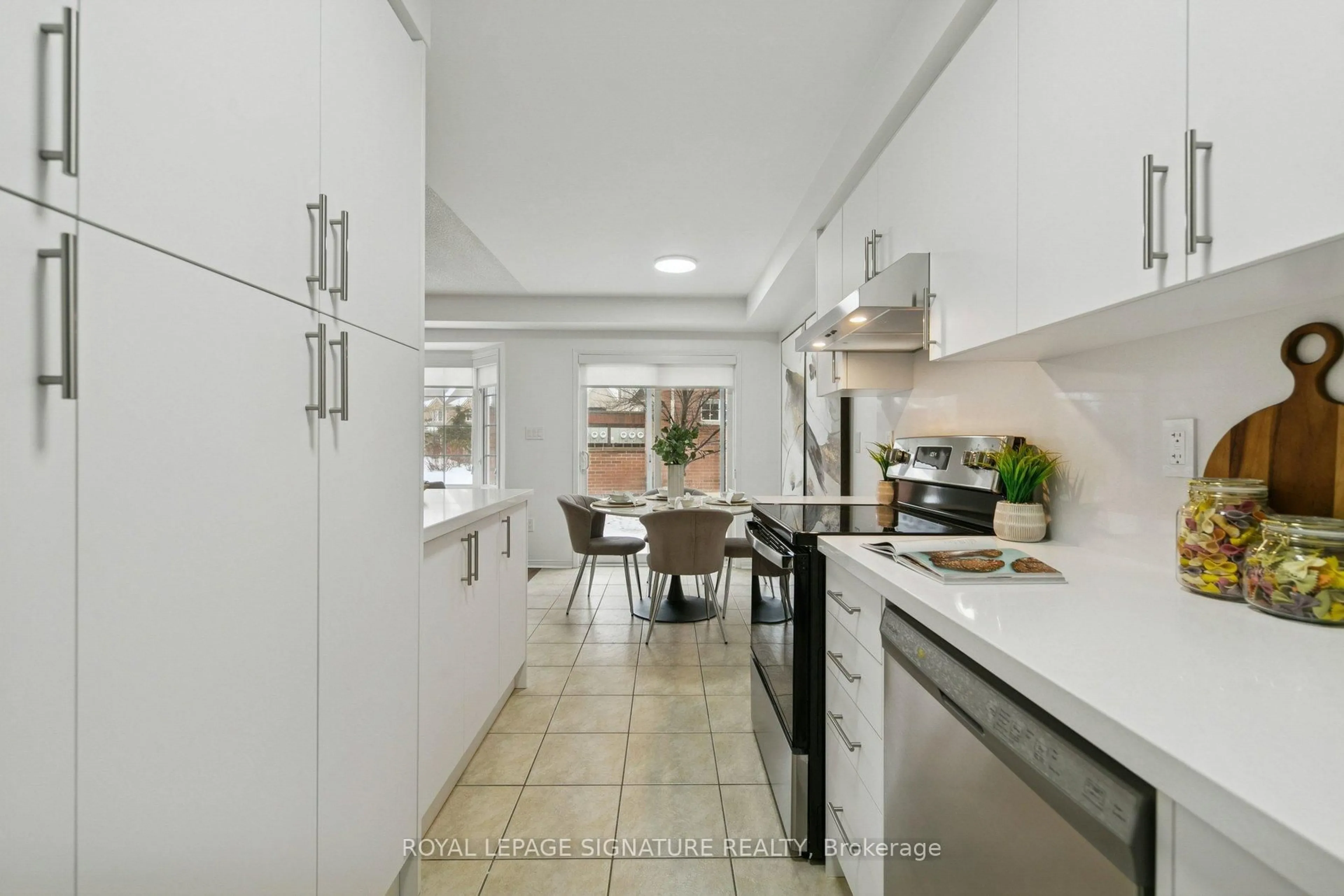 Unknown for 3950 Erin Centre Blvd #25, Mississauga Ontario L5M 0A5