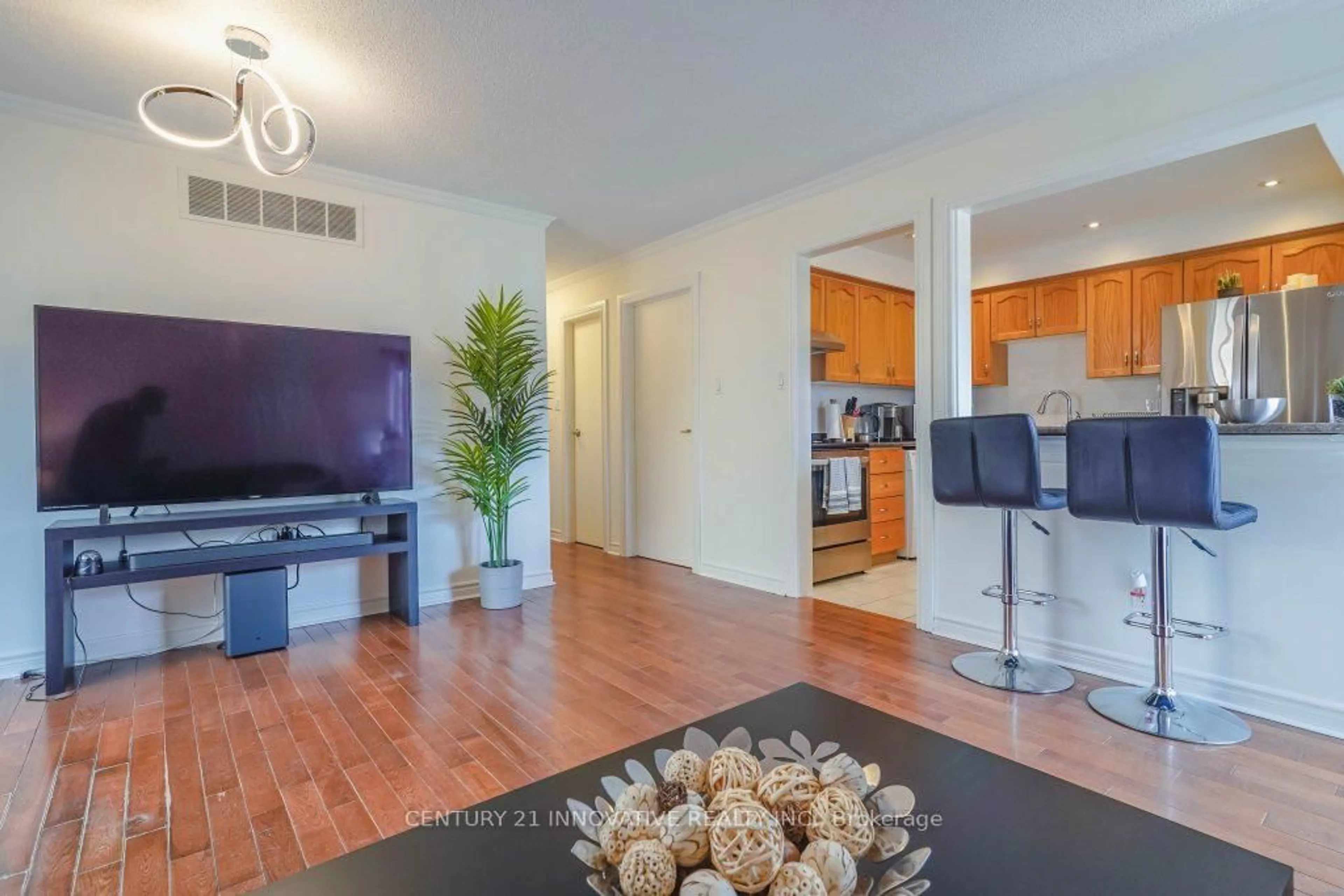 Unknown for 3066 Patrick Cres, Mississauga Ontario L5N 3G5