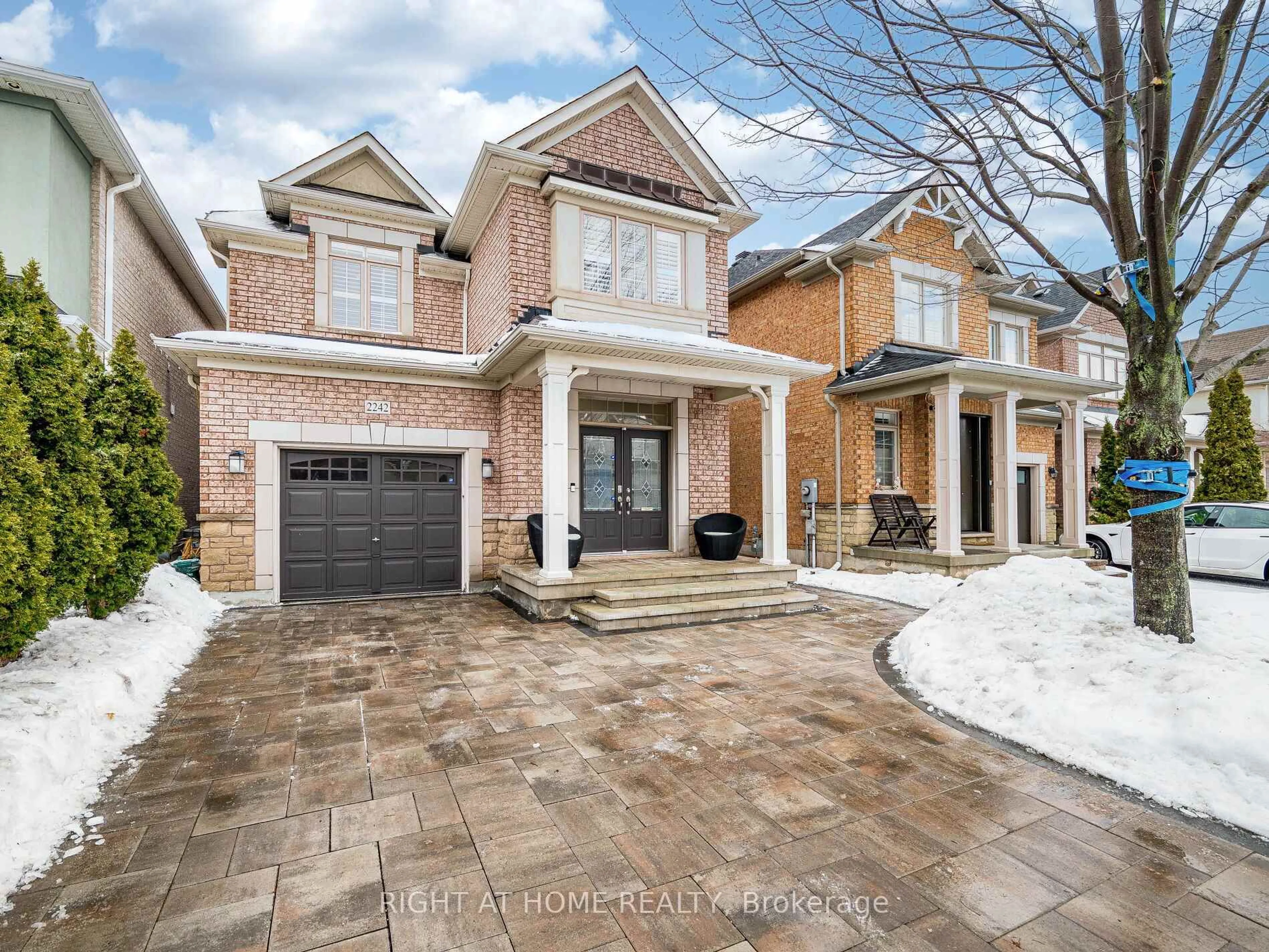 Home with brick exterior material, street for 2242 Kwinter Rd, Oakville Ontario L6M 0H2