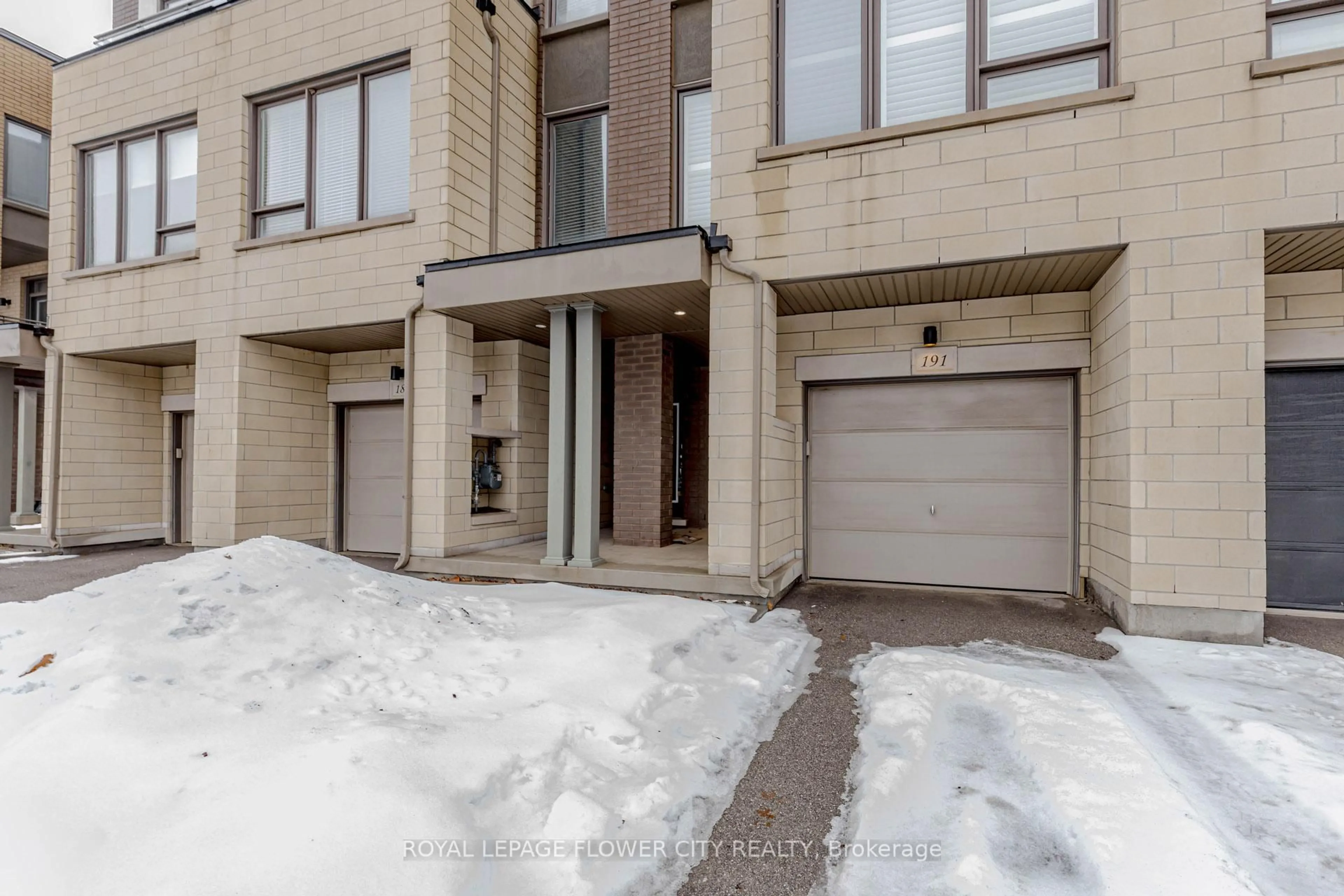 Unknown for 191 Sabina Dr, Oakville Ontario L6H 7C3