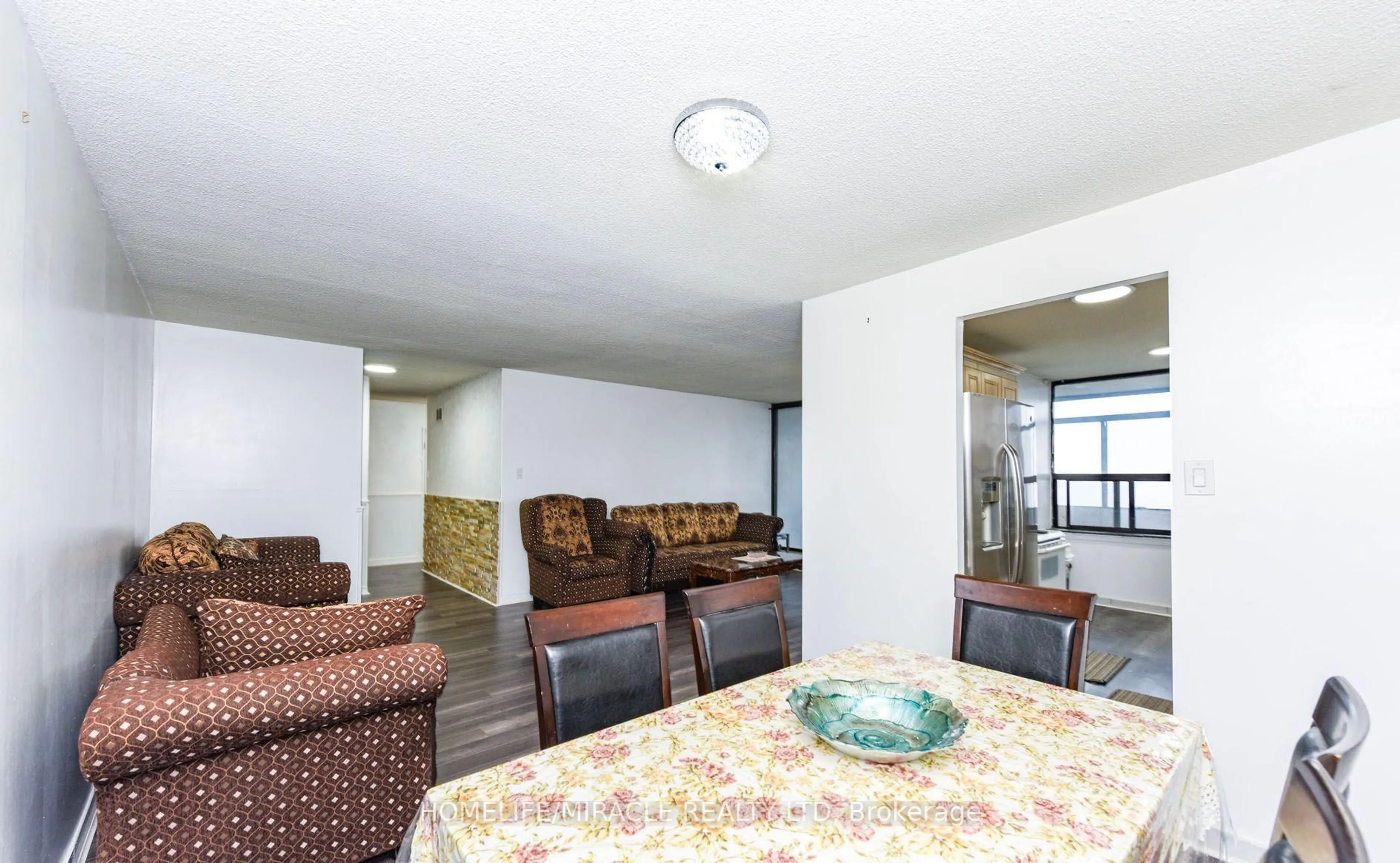 Unknown for 18 Knightsbridge Rd #2005, Brampton Ontario L6T 3X5